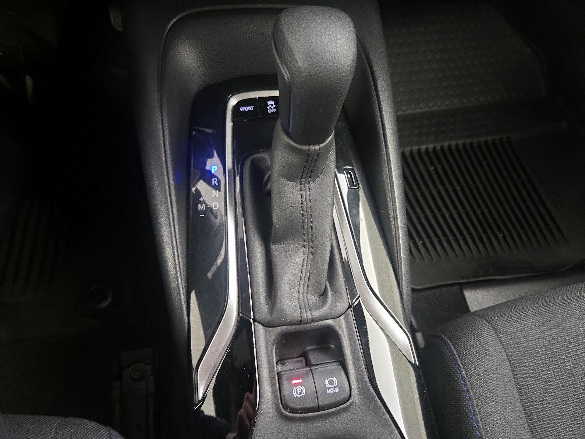 Thumbnail: 2022 Toyota Corolla - 18