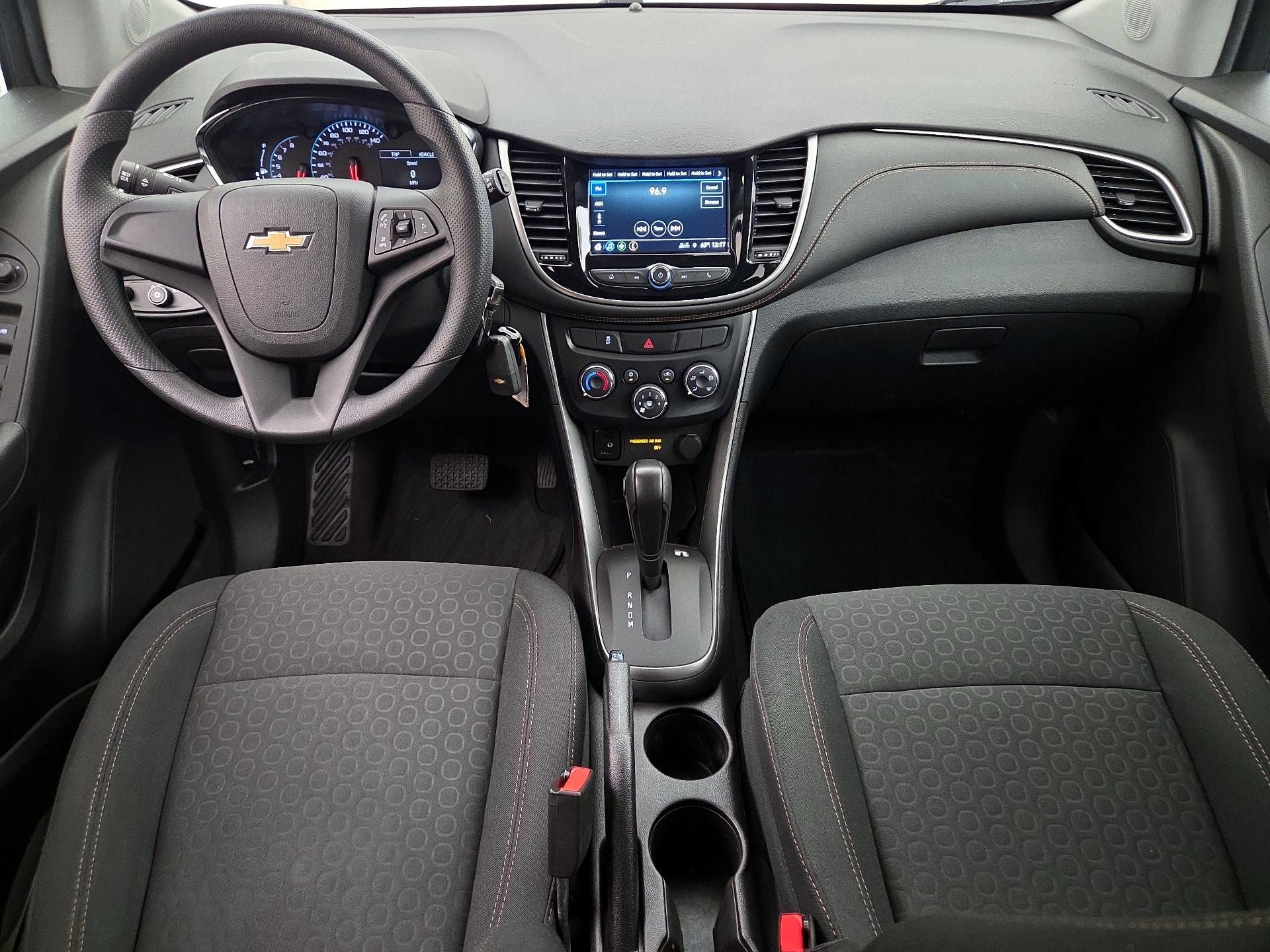 Thumbnail: 2018 Chevrolet Trax - 9