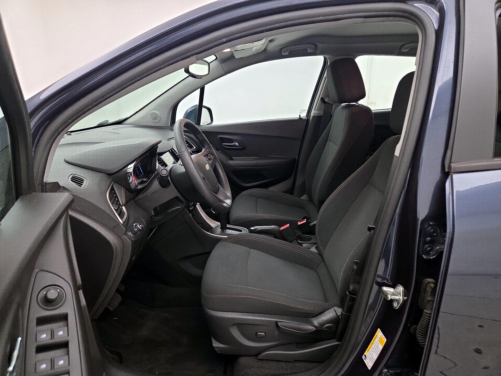 Thumbnail: 2018 Chevrolet Trax - 11