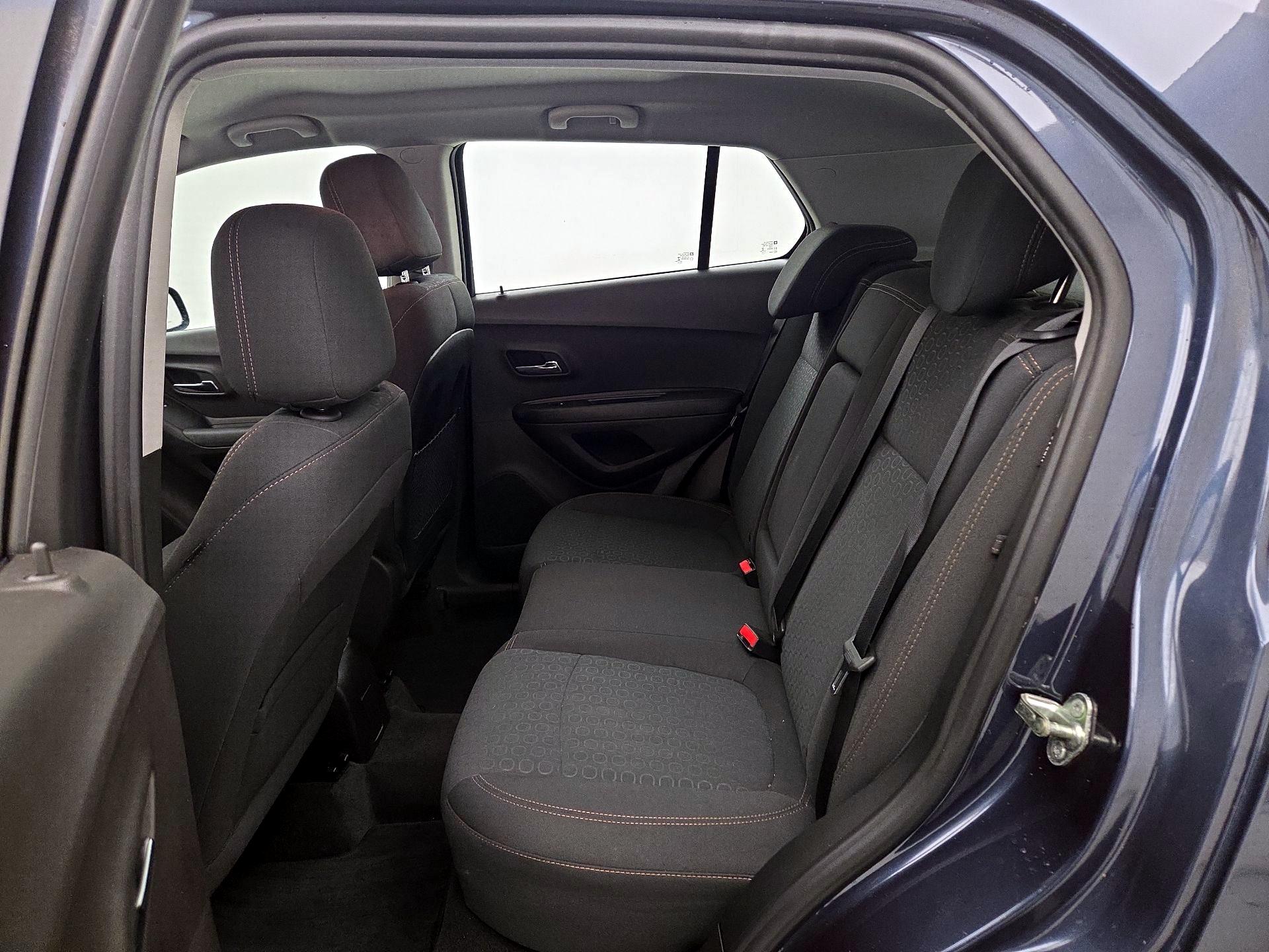 Thumbnail: 2018 Chevrolet Trax - 19