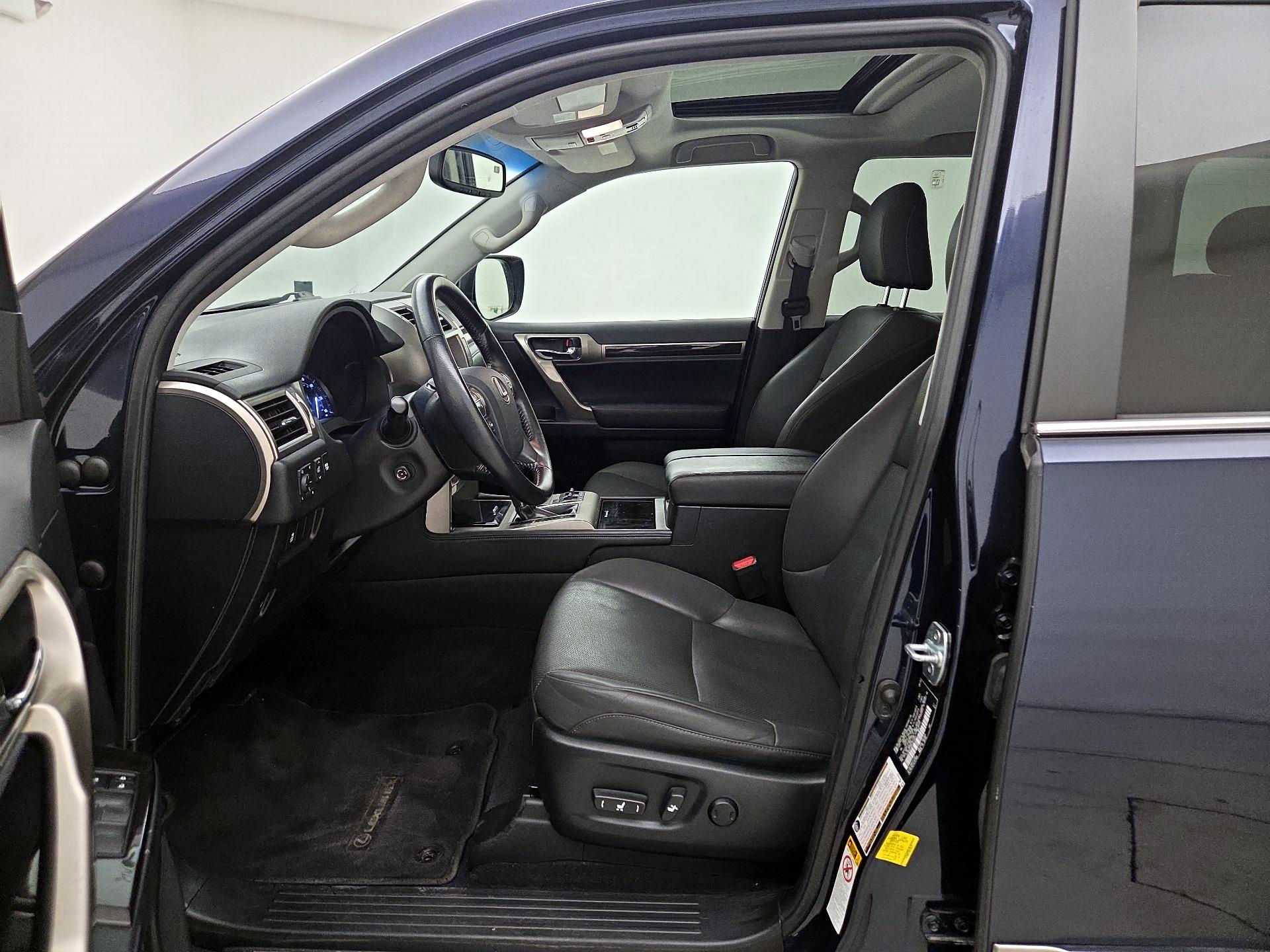 Thumbnail: 2019 Lexus GX - 11