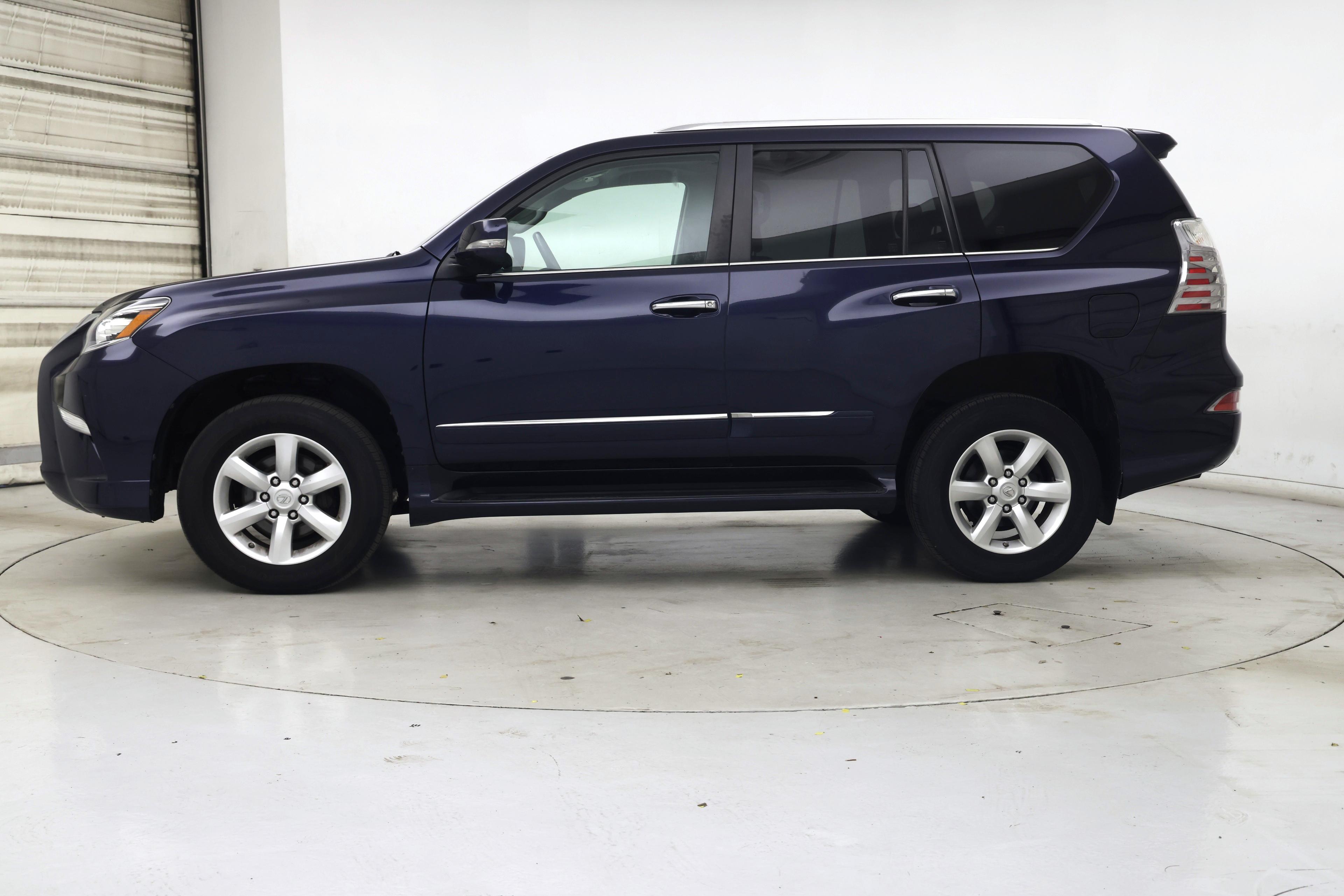 Thumbnail: 2019 Lexus GX - 3
