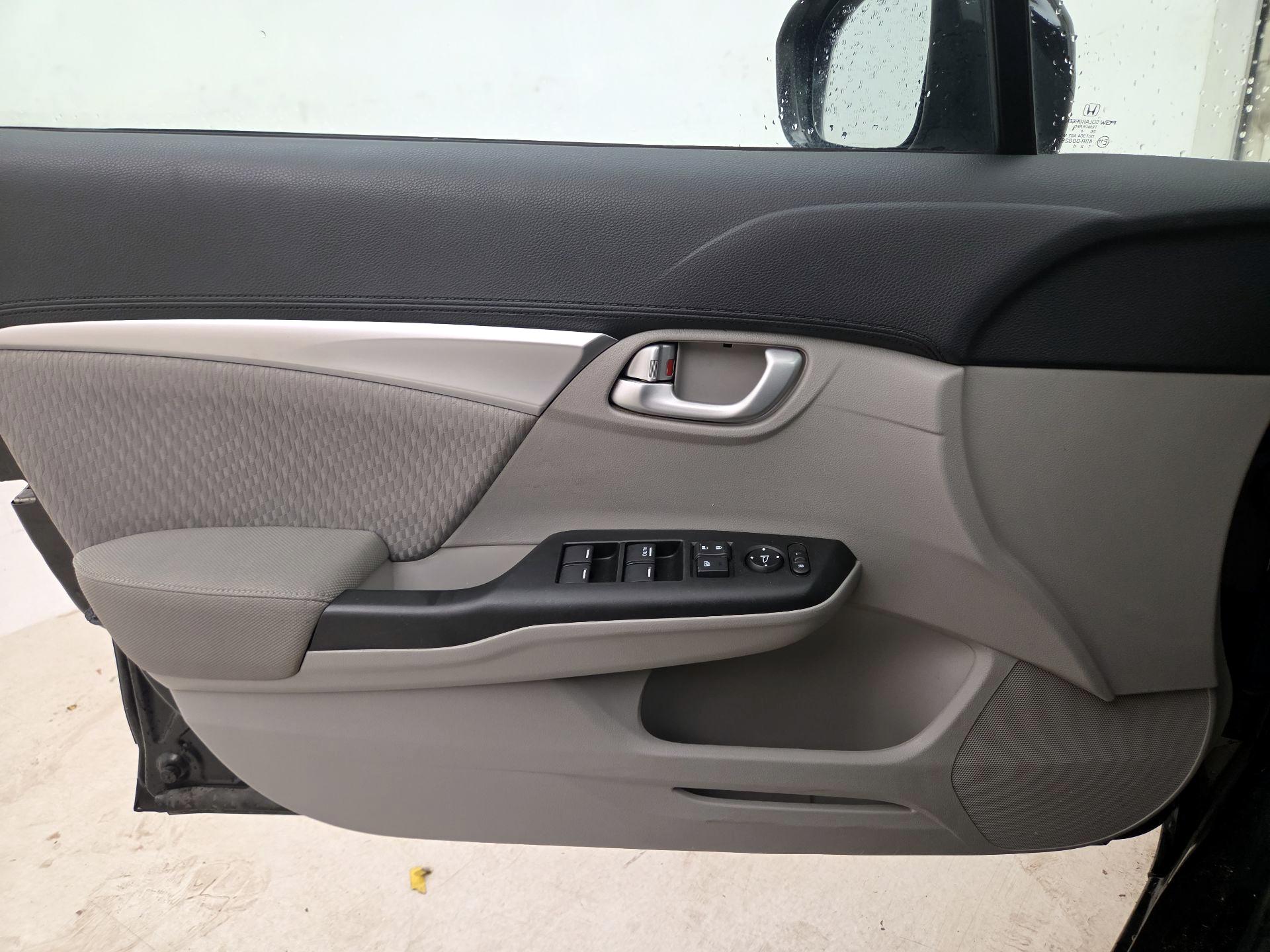 Thumbnail: 2014 Honda Civic - 12