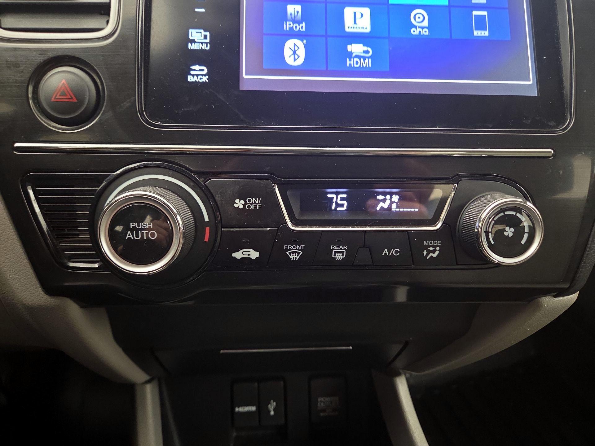 Thumbnail: 2014 Honda Civic - 16