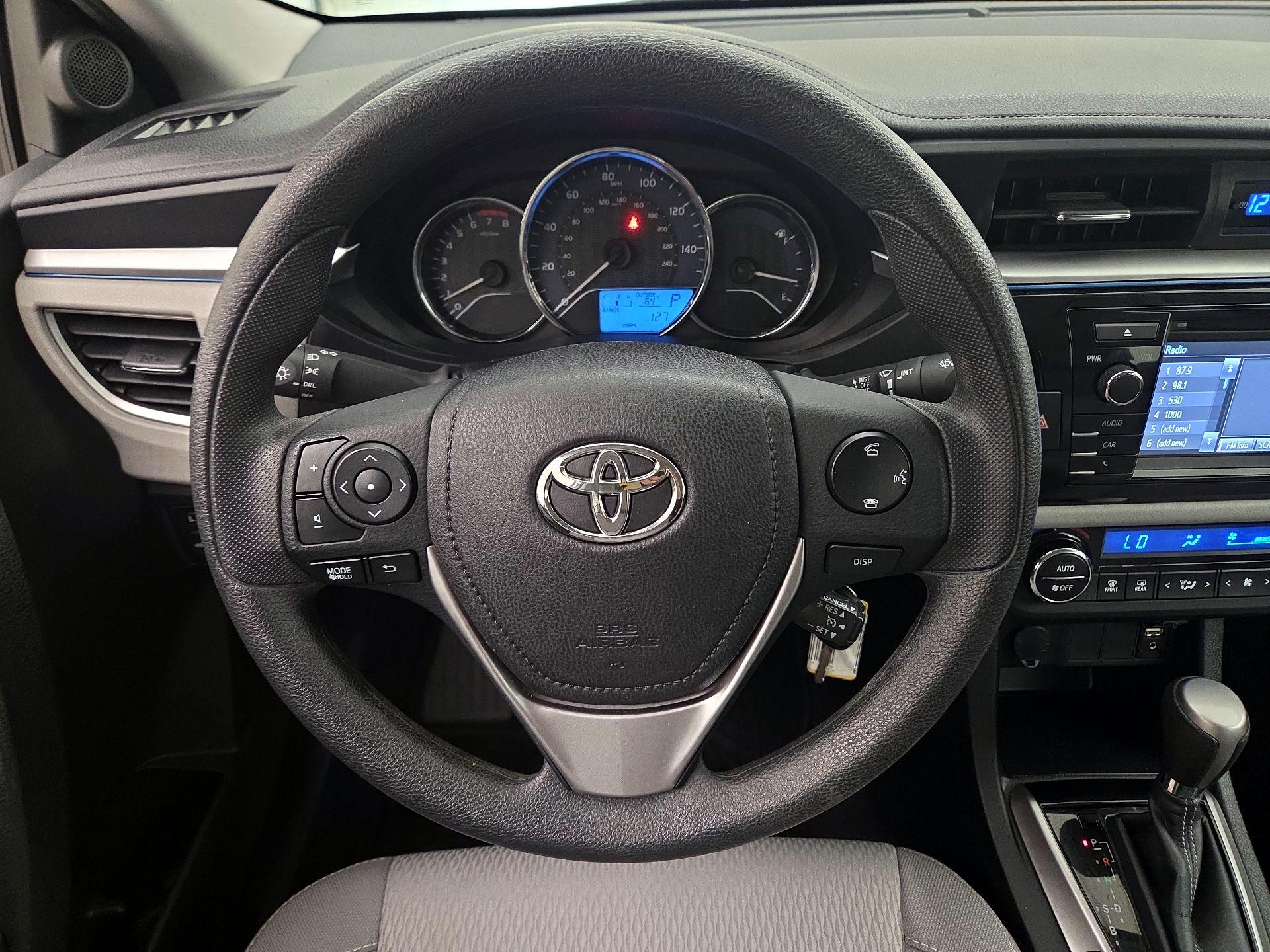 Thumbnail: 2014 Toyota Corolla - 10