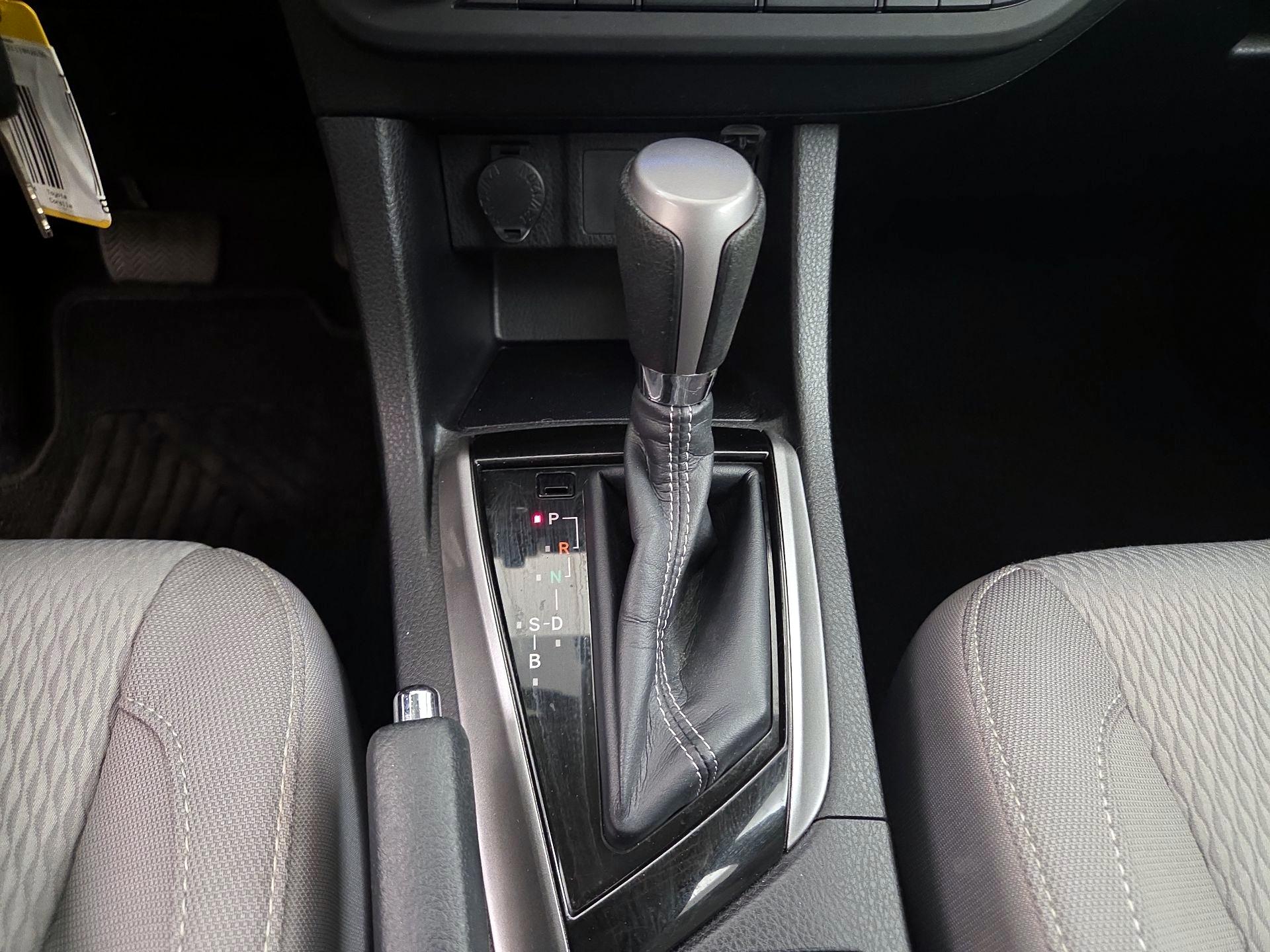 Thumbnail: 2014 Toyota Corolla - 17