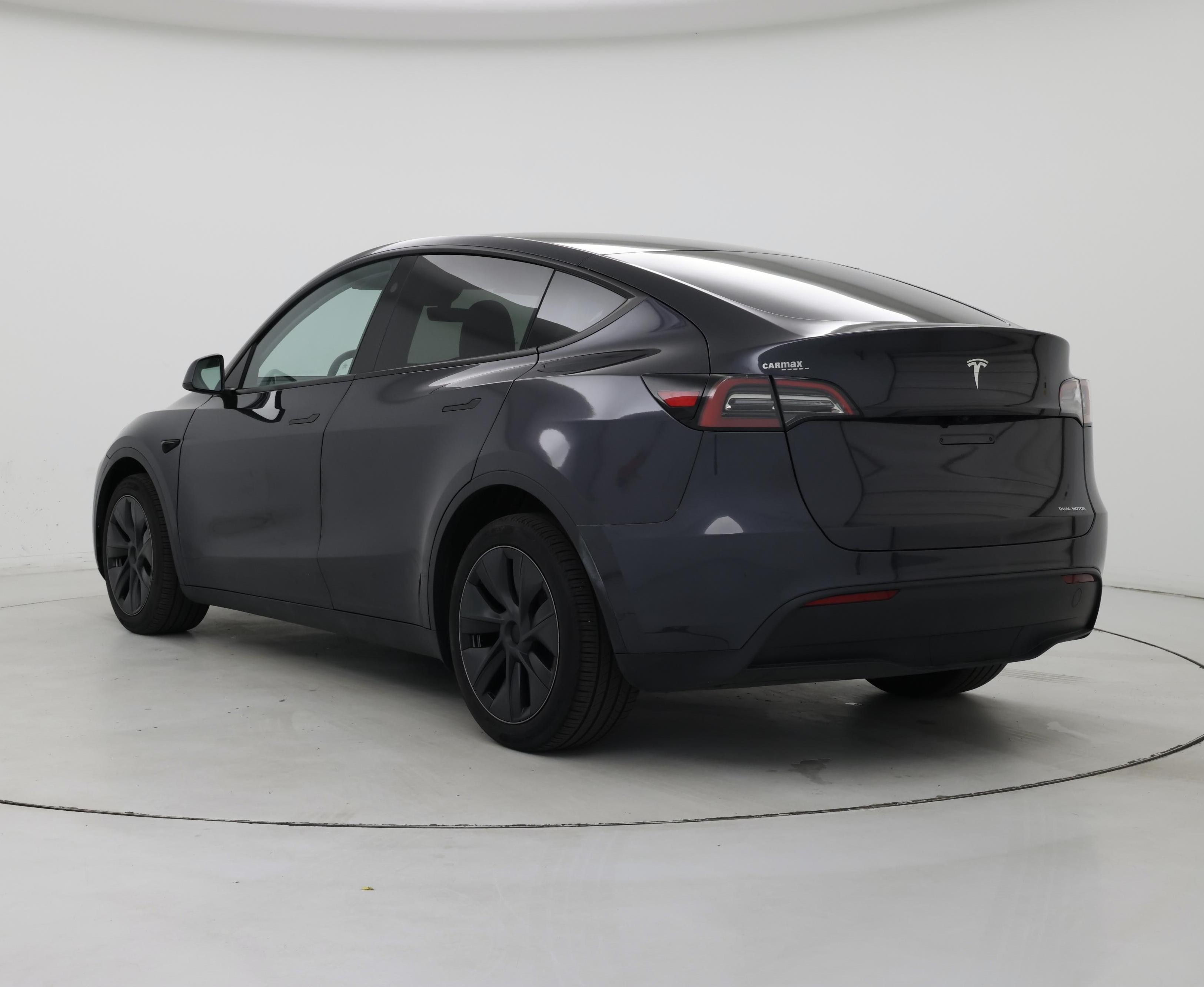 Thumbnail: 2025 Tesla Model Y - 2