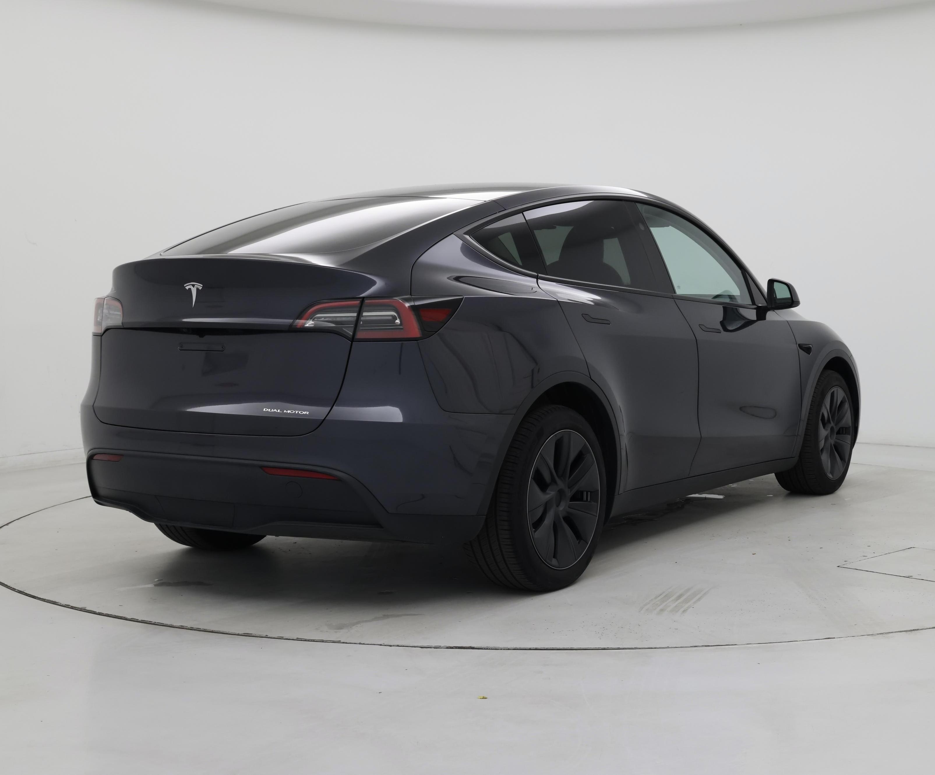 Thumbnail: 2025 Tesla Model Y - 8