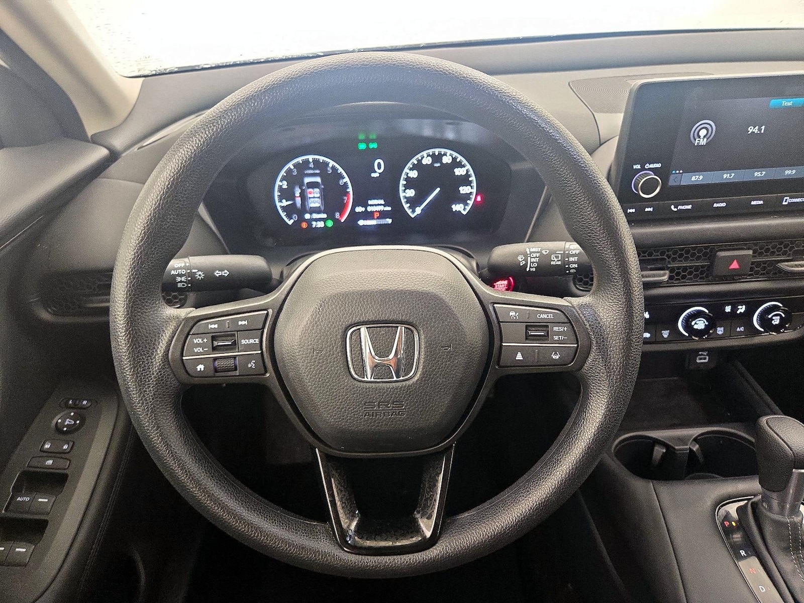 2025 Honda HR-V LX - Photo 11