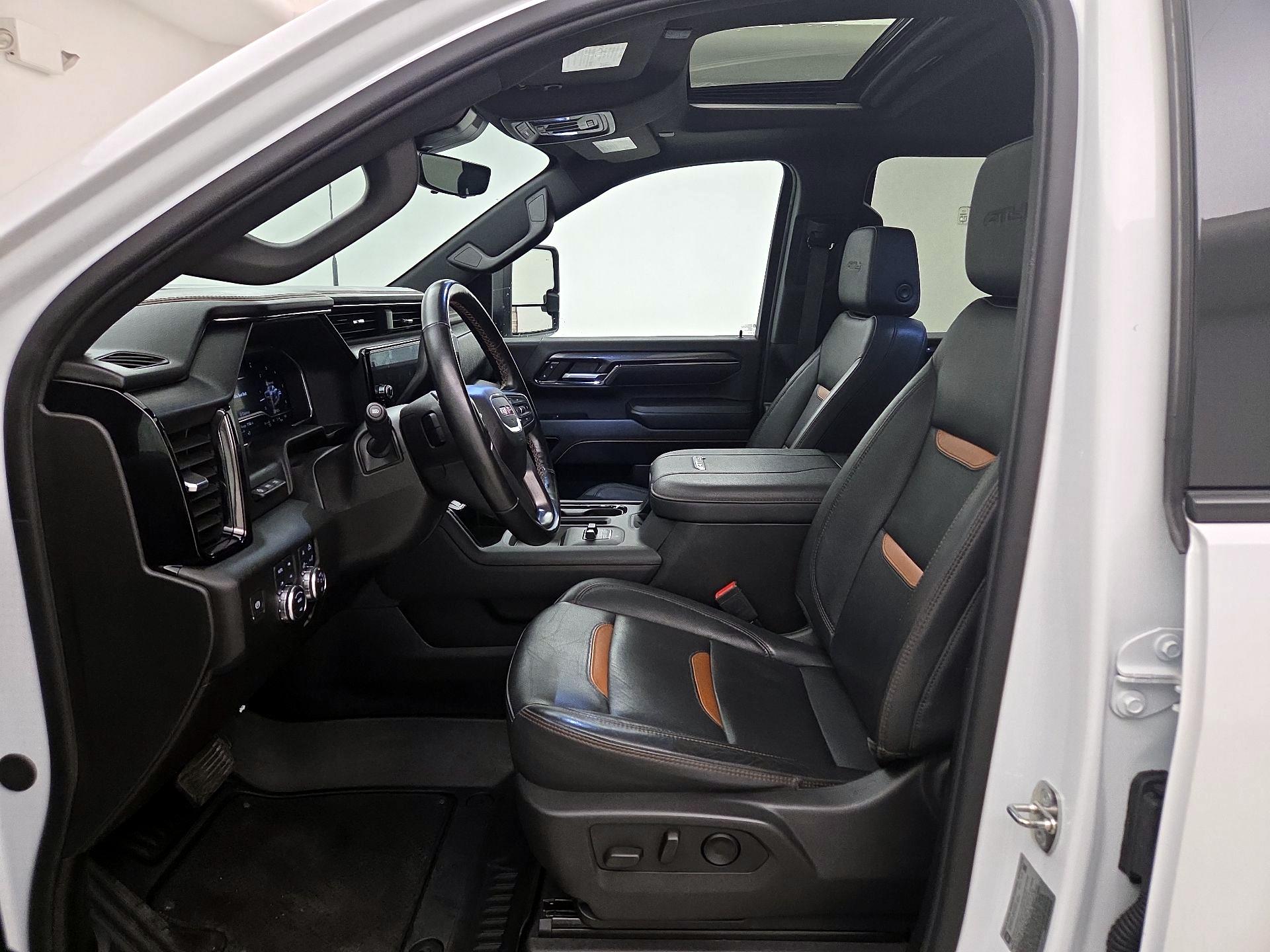Thumbnail: 2024 GMC Sierra 3500 - 11