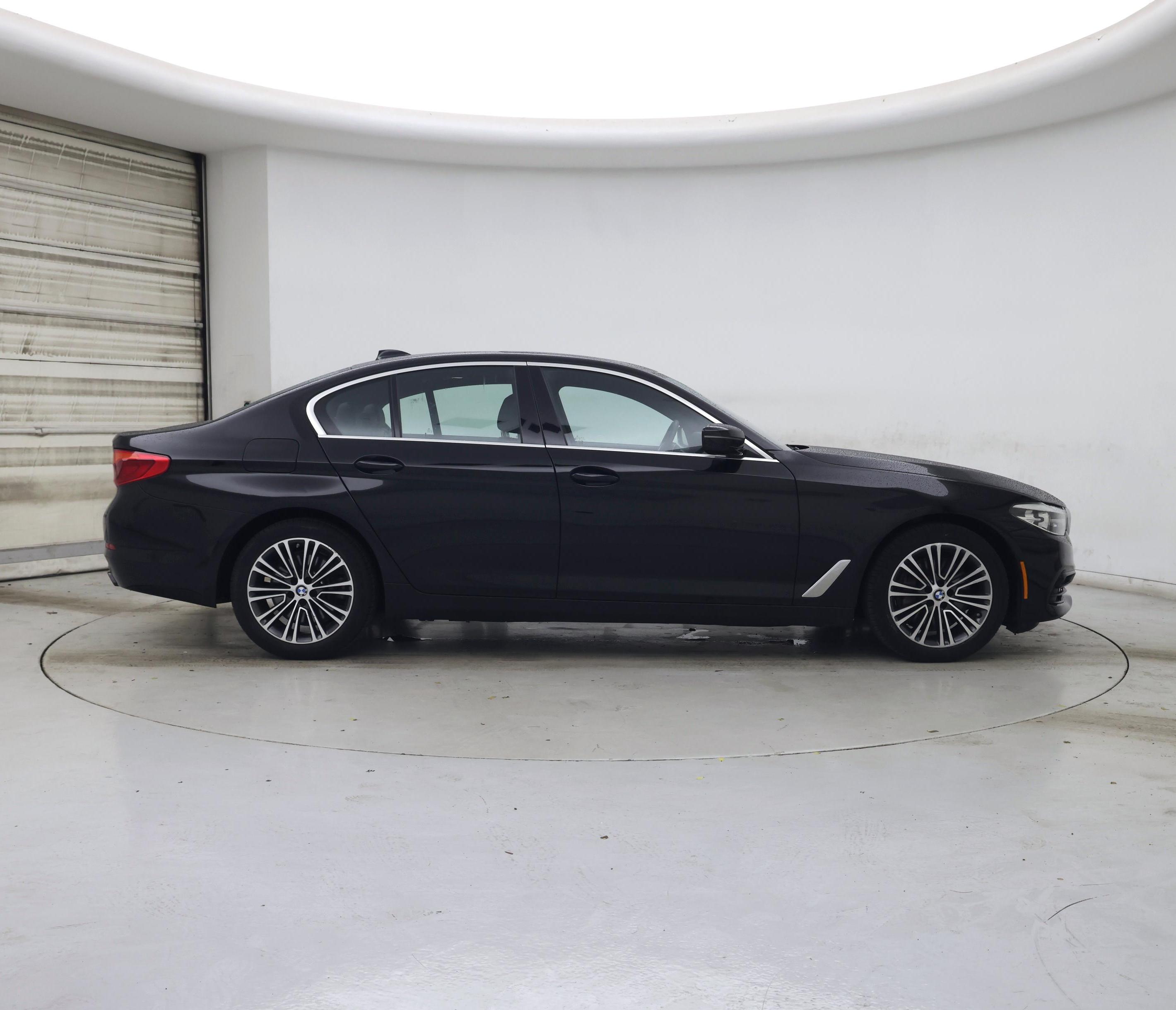 Thumbnail: 2020 BMW 5 Series - 7