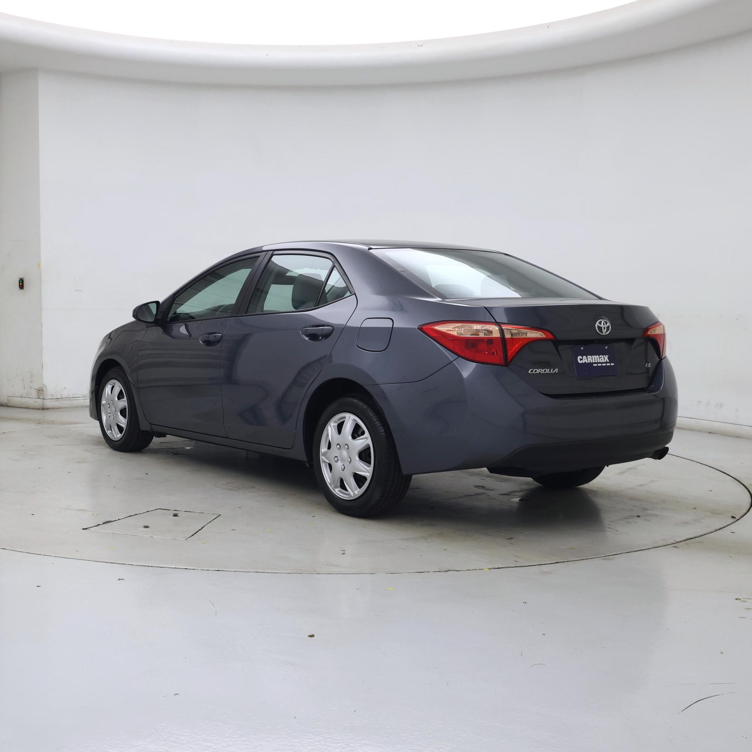 Thumbnail: 2018 Toyota Corolla - 2