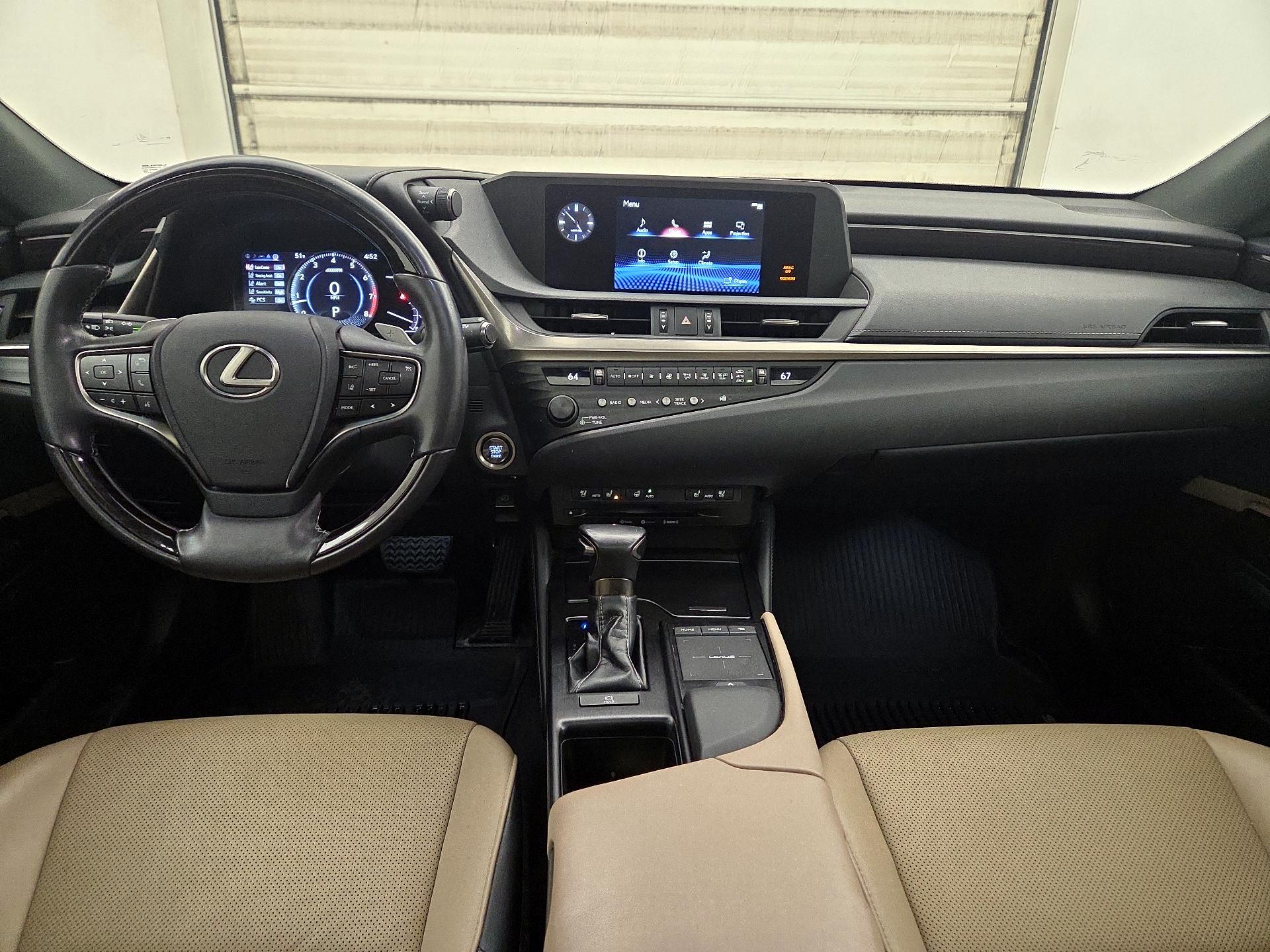 Thumbnail: 2019 Lexus ES - 9