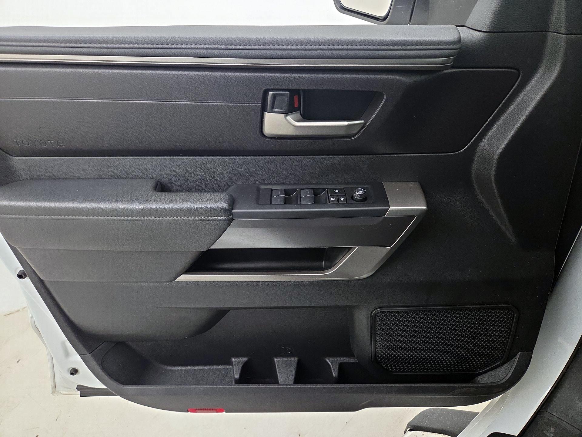 Thumbnail: 2024 Toyota Tundra - 12