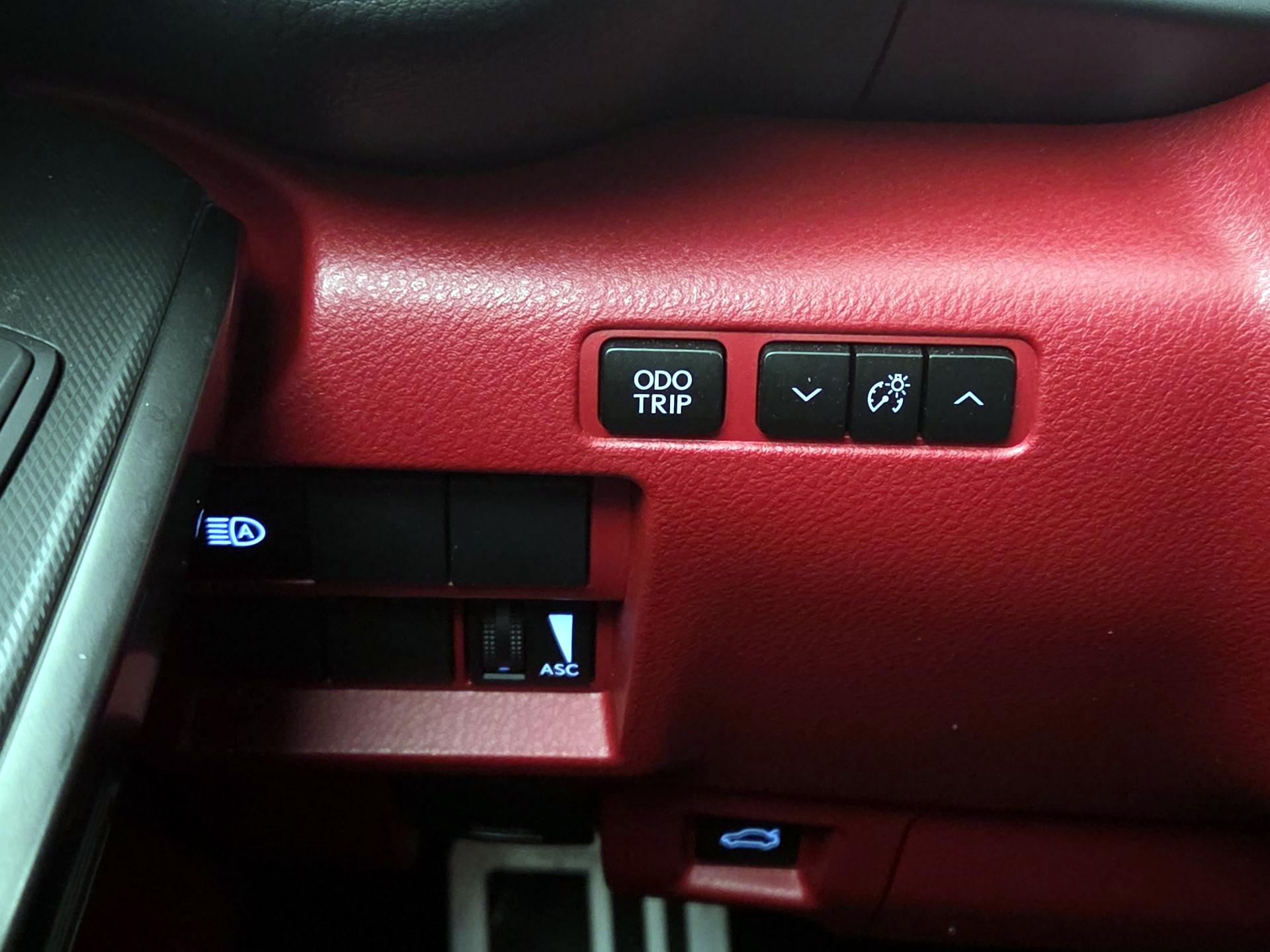 Thumbnail: 2021 Lexus IS - 13