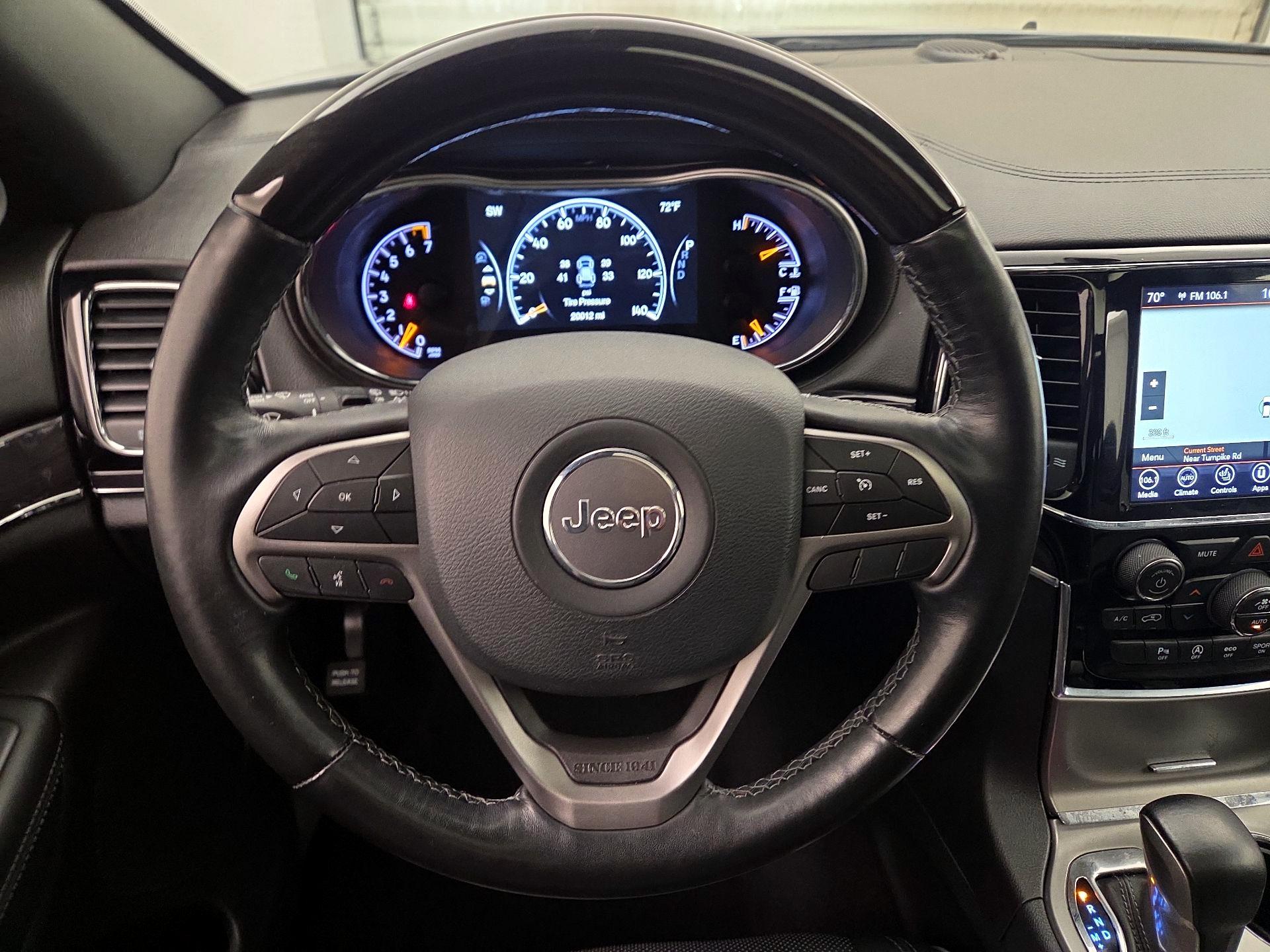 Thumbnail: 2020 Jeep Grand Cherokee - 10