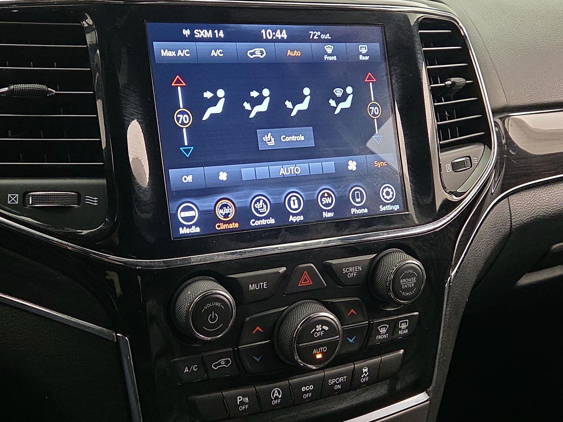 Thumbnail: 2020 Jeep Grand Cherokee - 17