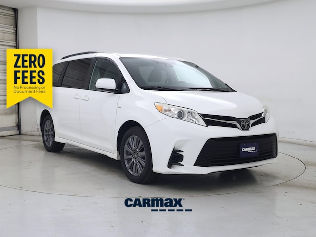 White 2019 Toyota Sienna Minivan All-Wheel Drive Automatic