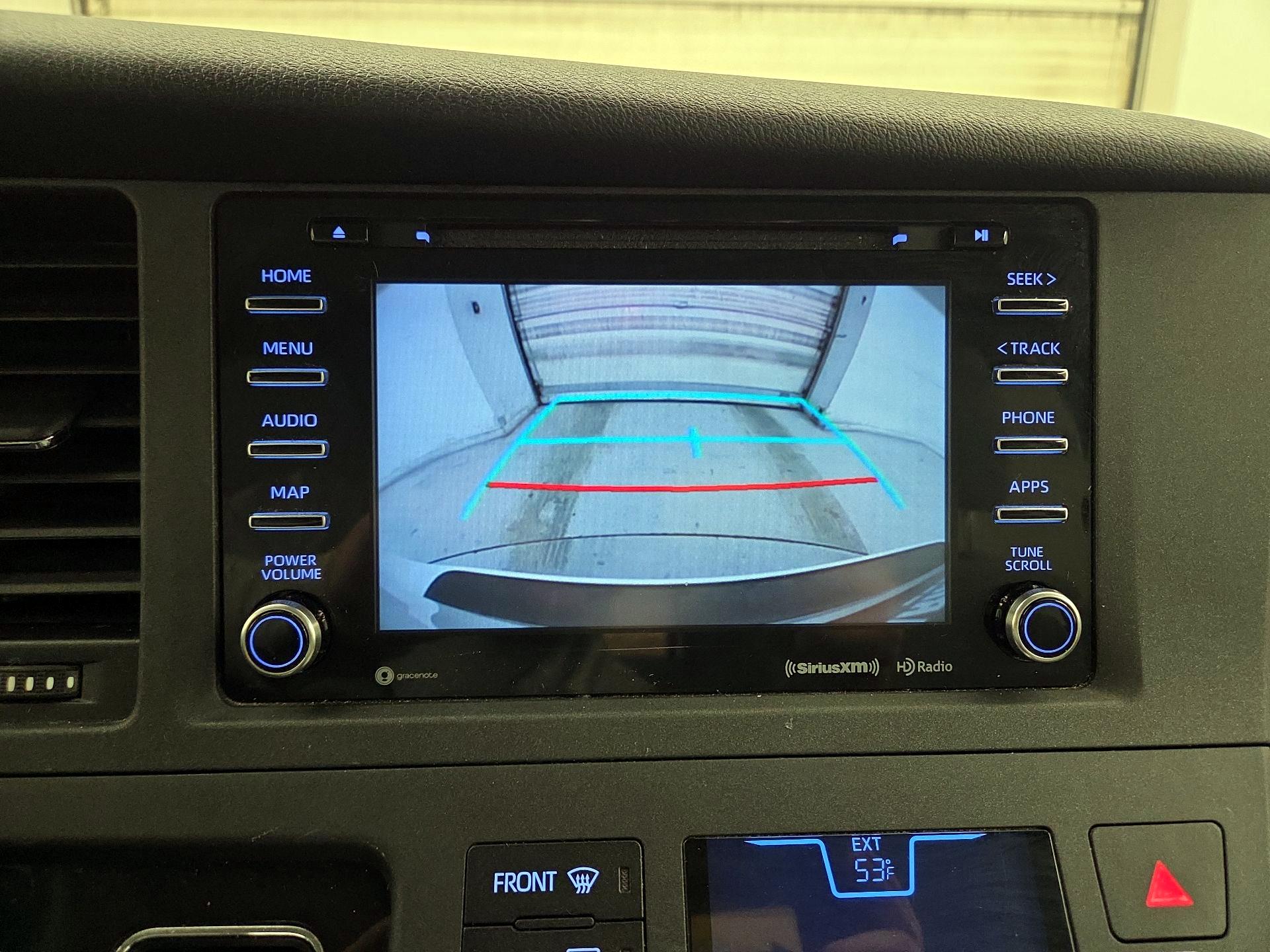 Thumbnail: 2019 Toyota Sienna - 14