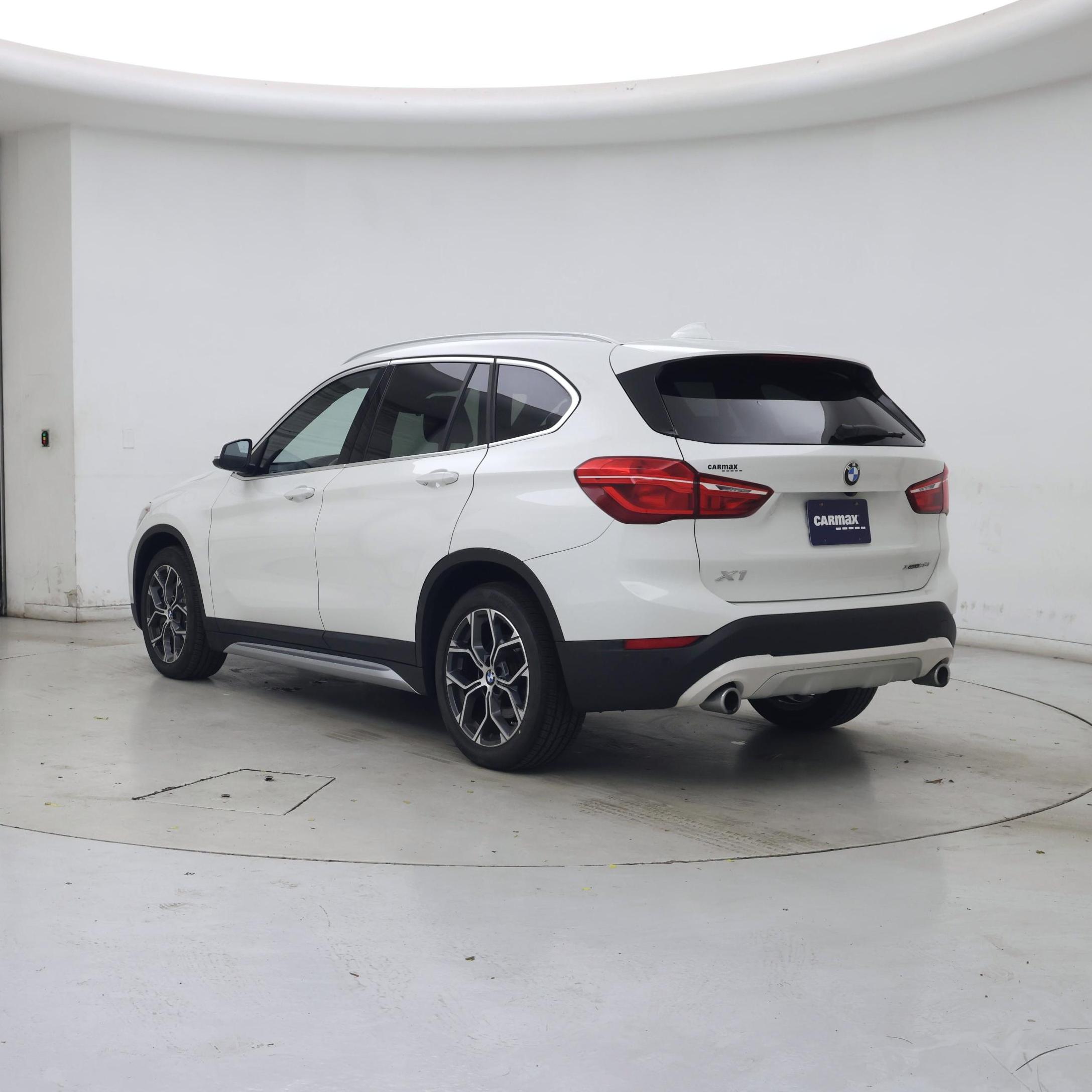 Thumbnail: 2020 BMW X1 - 2
