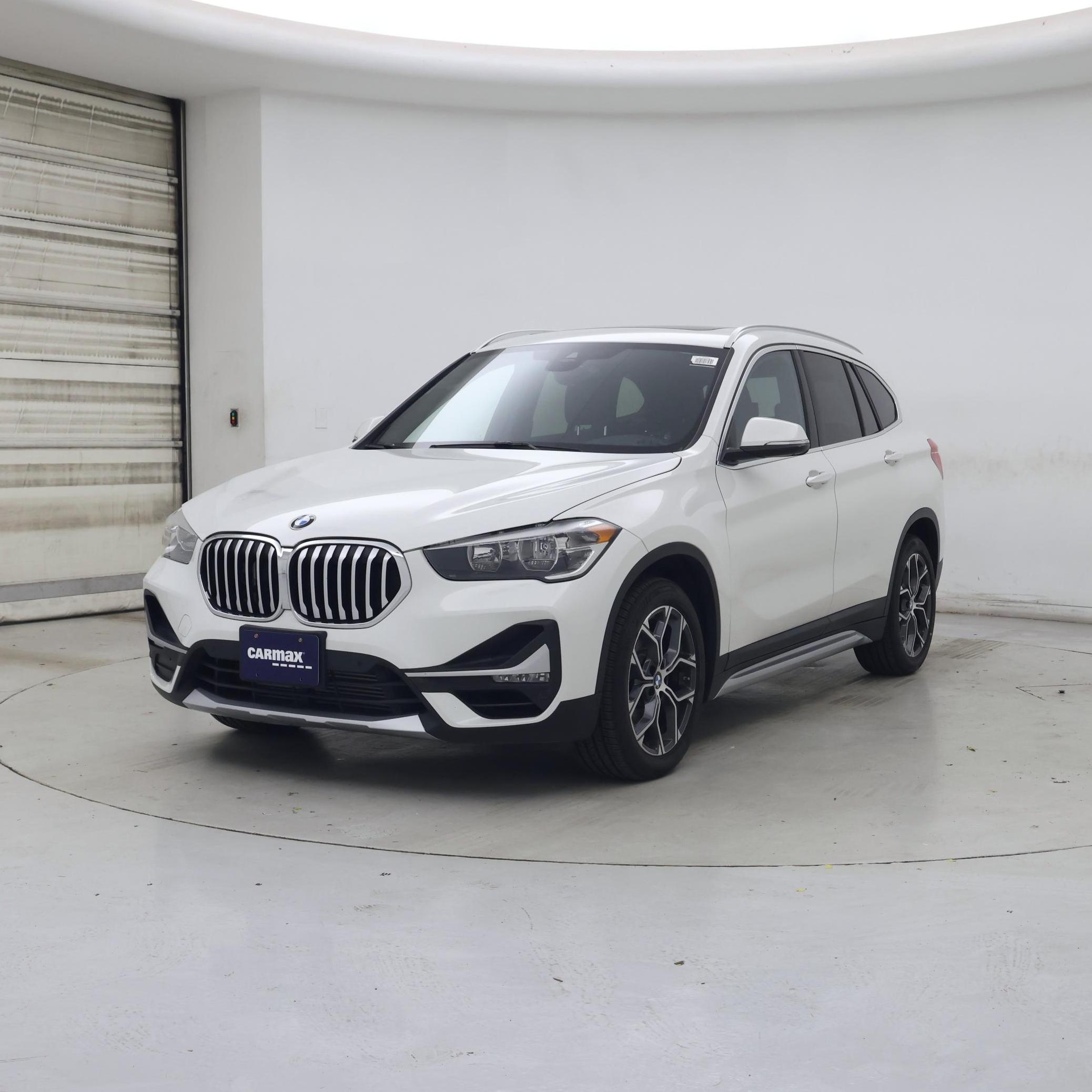 Thumbnail: 2020 BMW X1 - 4