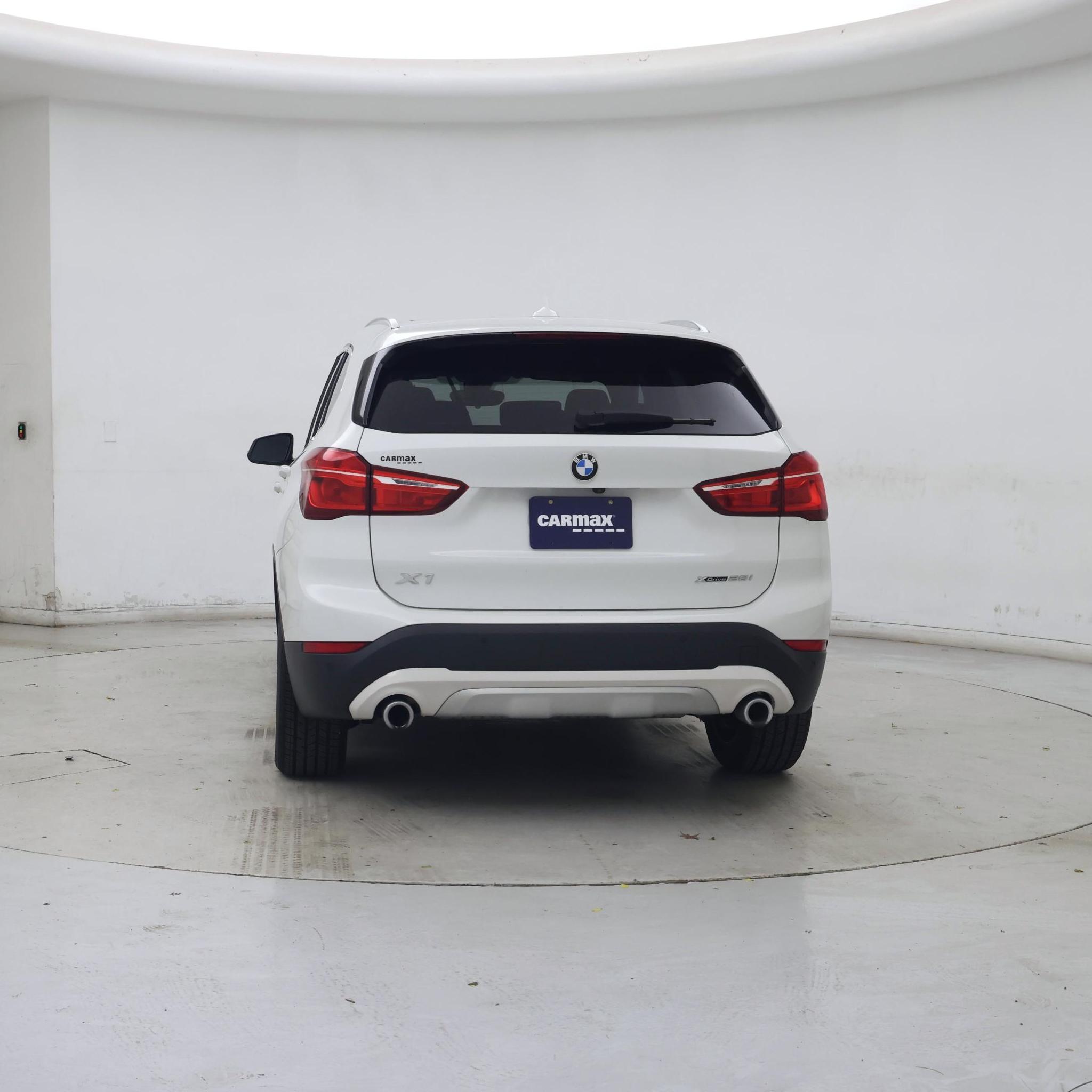 Thumbnail: 2020 BMW X1 - 6