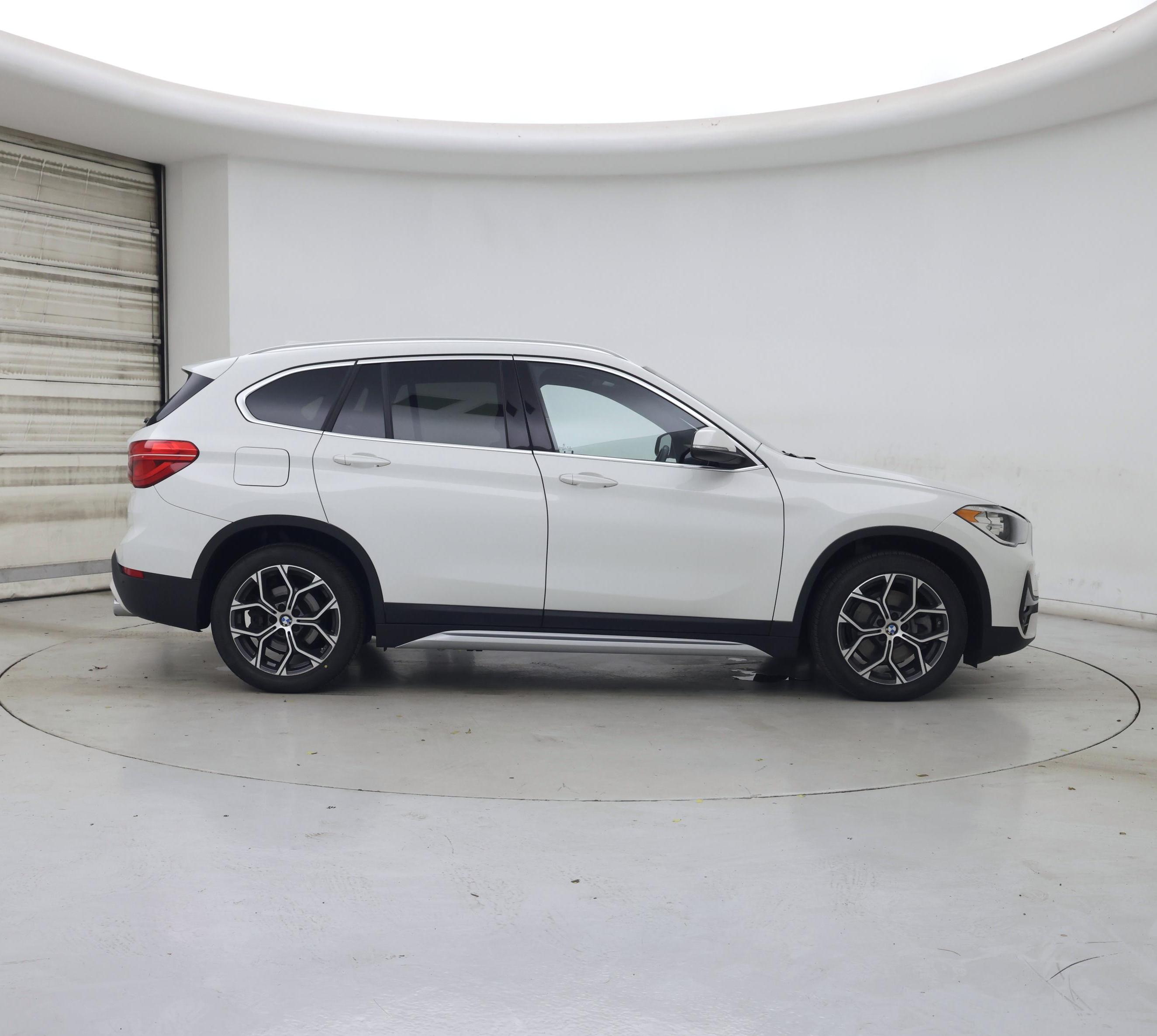 Thumbnail: 2020 BMW X1 - 7