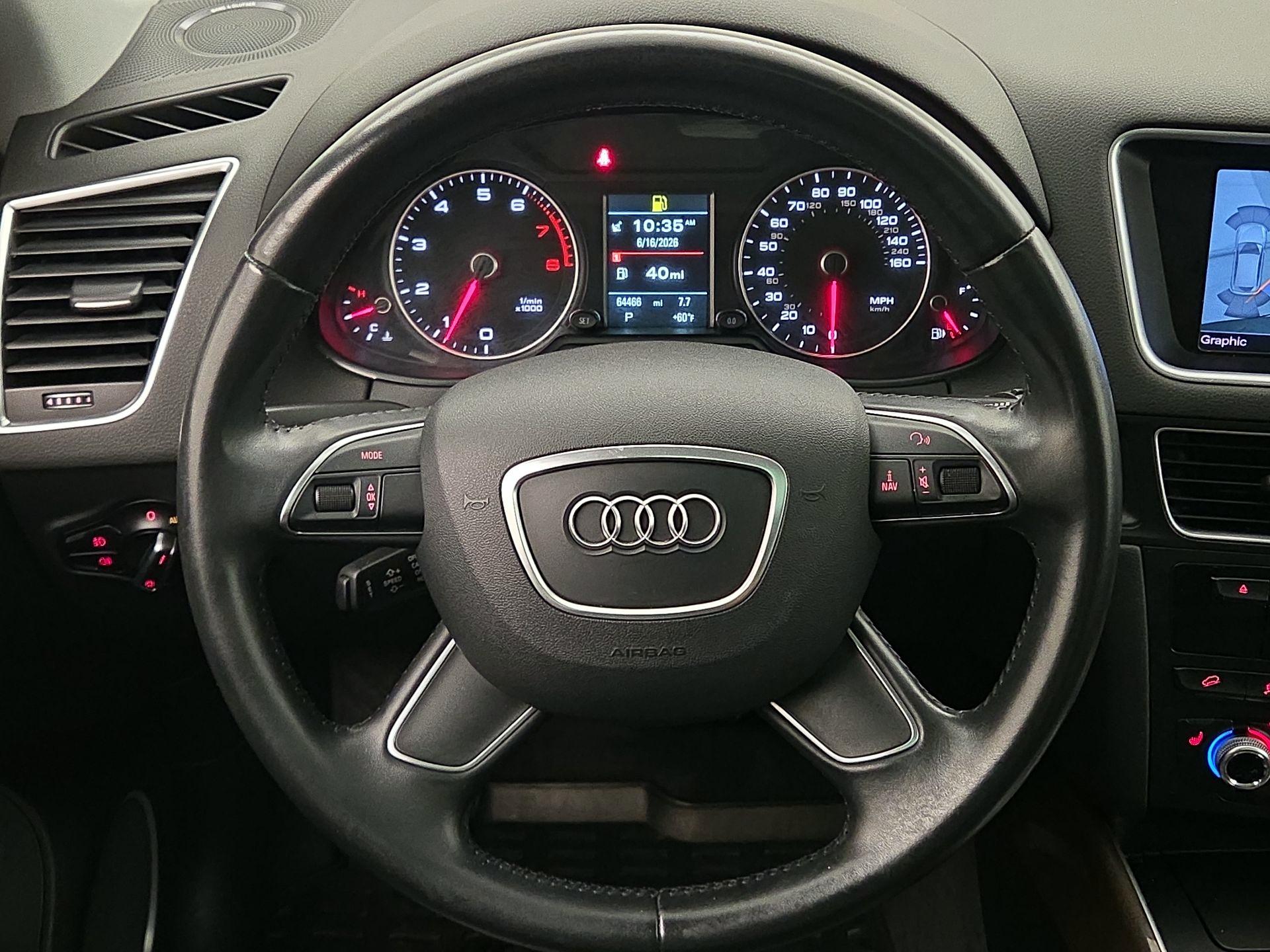 Thumbnail: 2016 Audi Q5 - 10