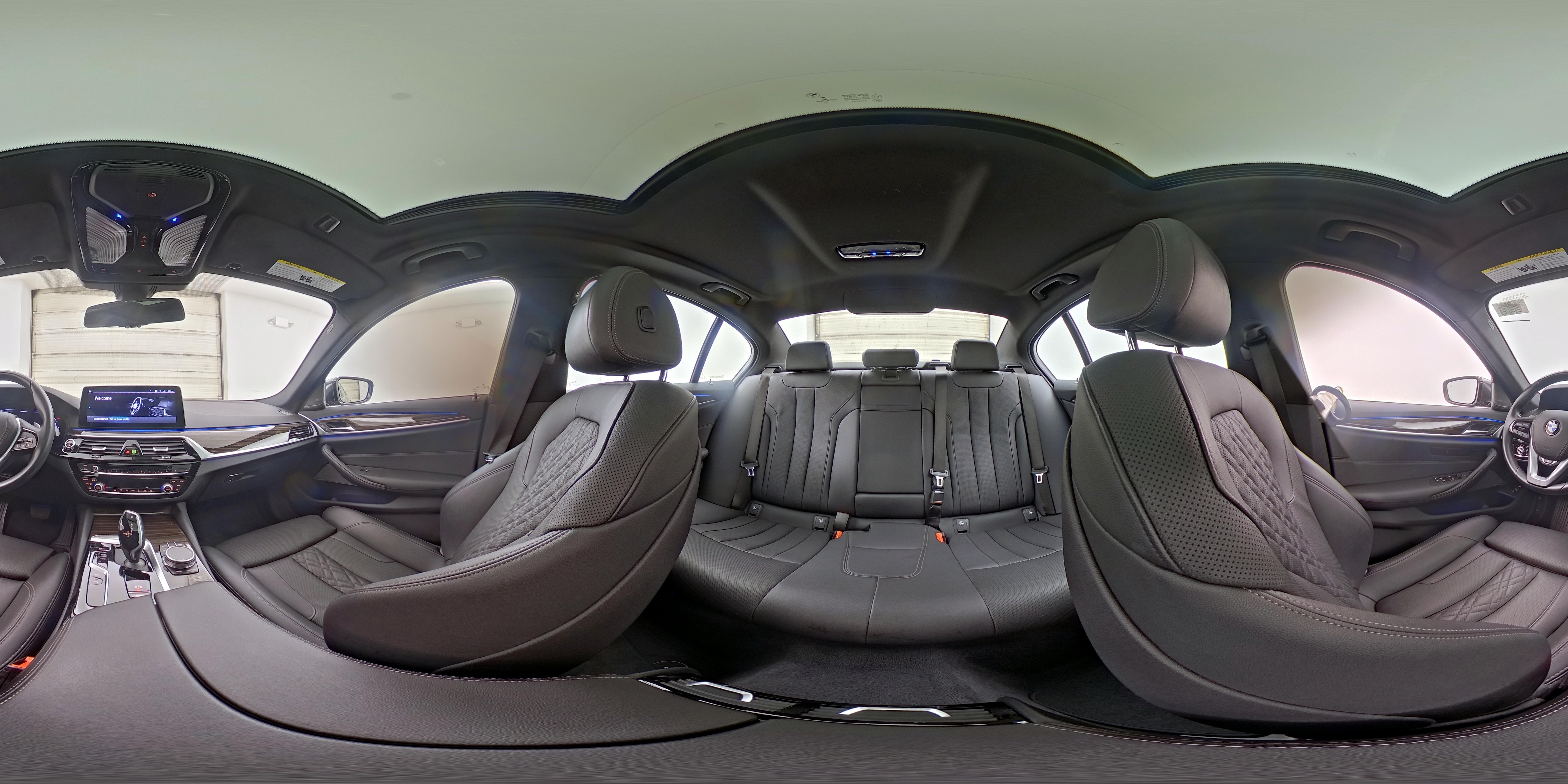 2021 BMW 5 Series 530e - Photo 27