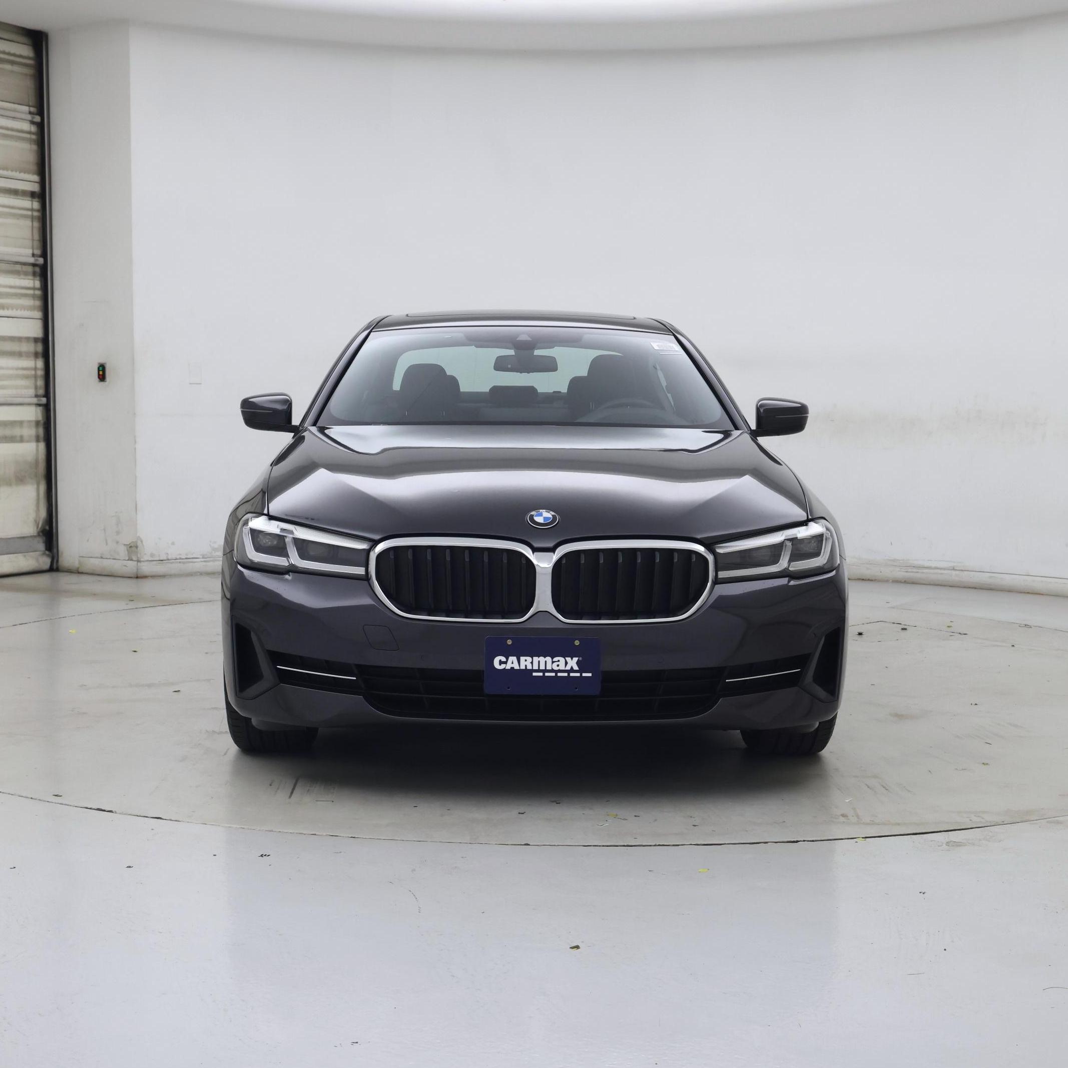 Thumbnail: 2021 BMW 5 Series - 5