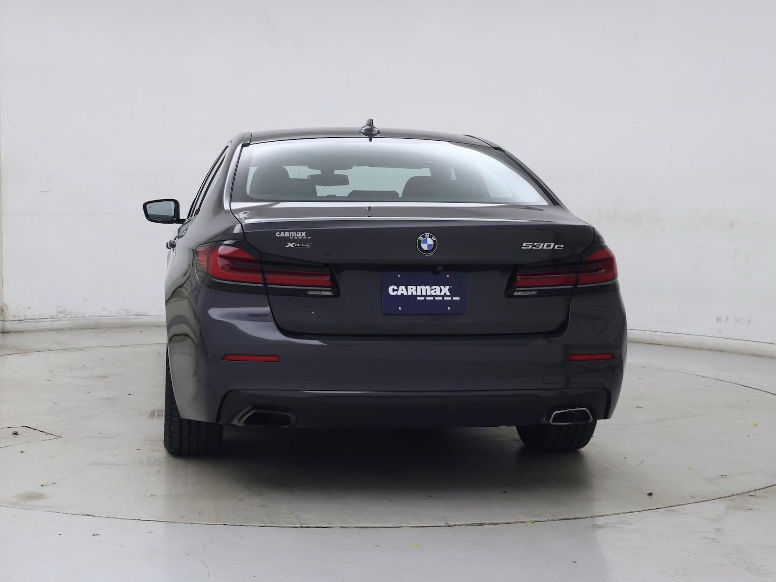 2021 BMW 5 Series 530e - Photo 7