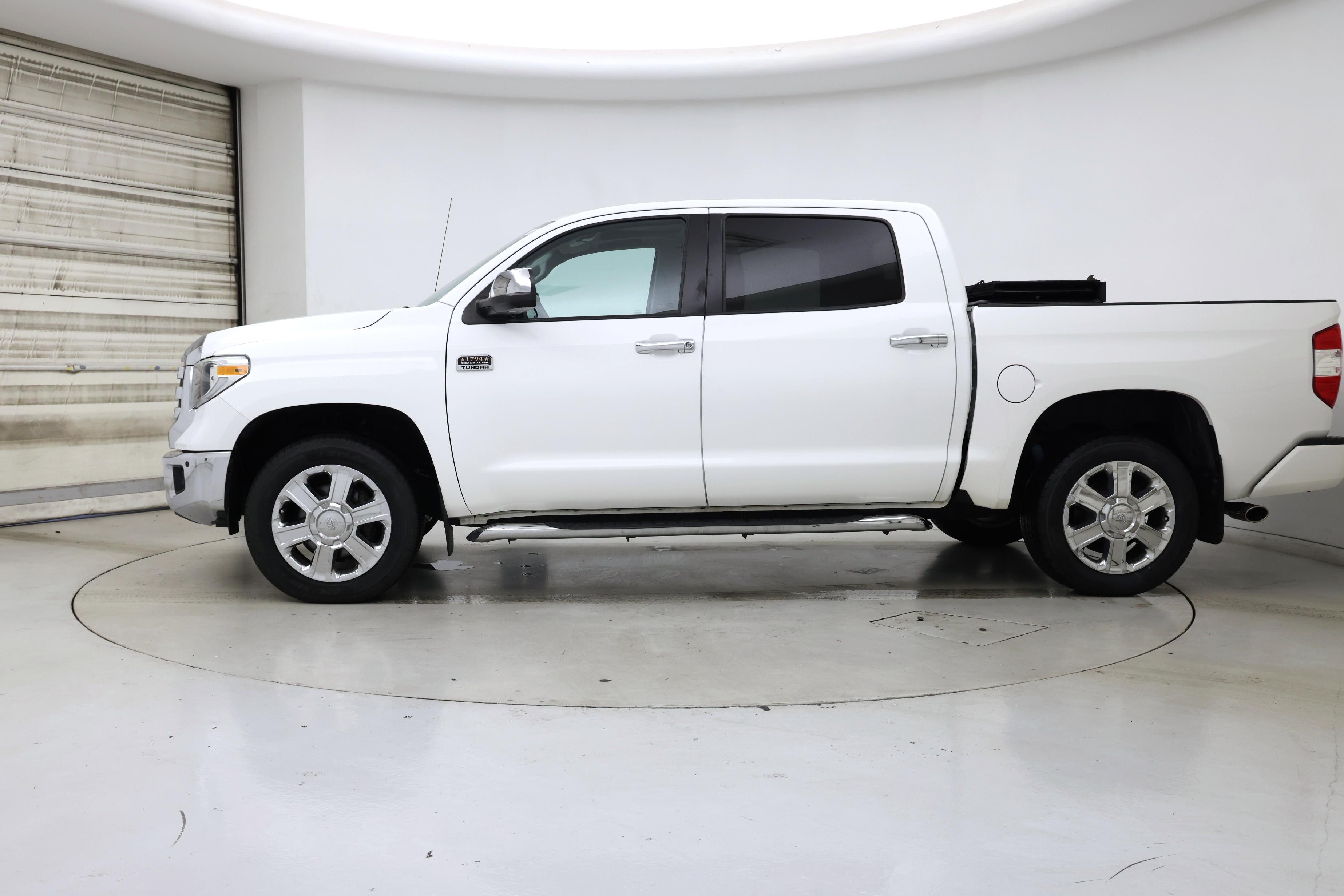 Thumbnail: 2019 Toyota Tundra - 3