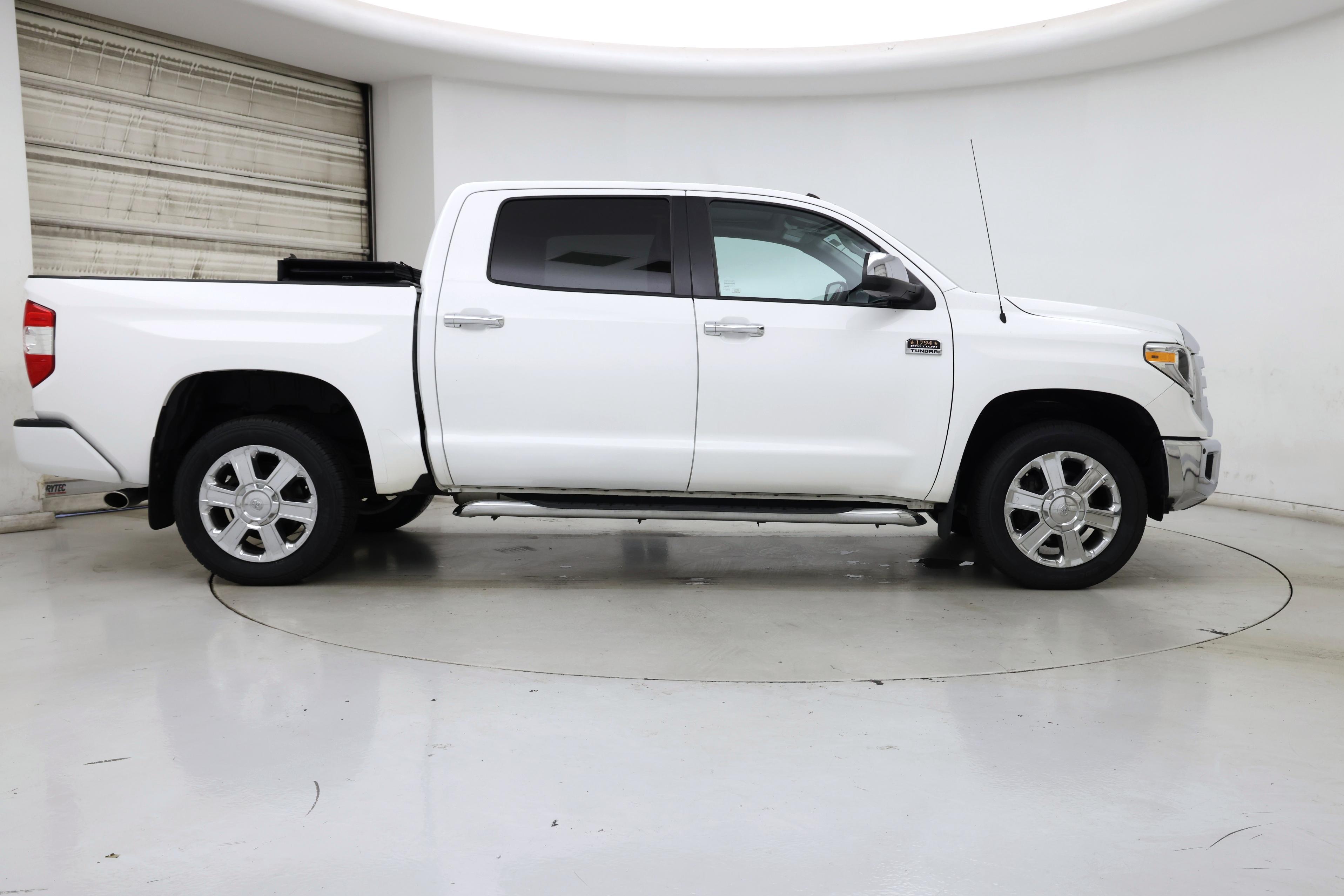 Thumbnail: 2019 Toyota Tundra - 7