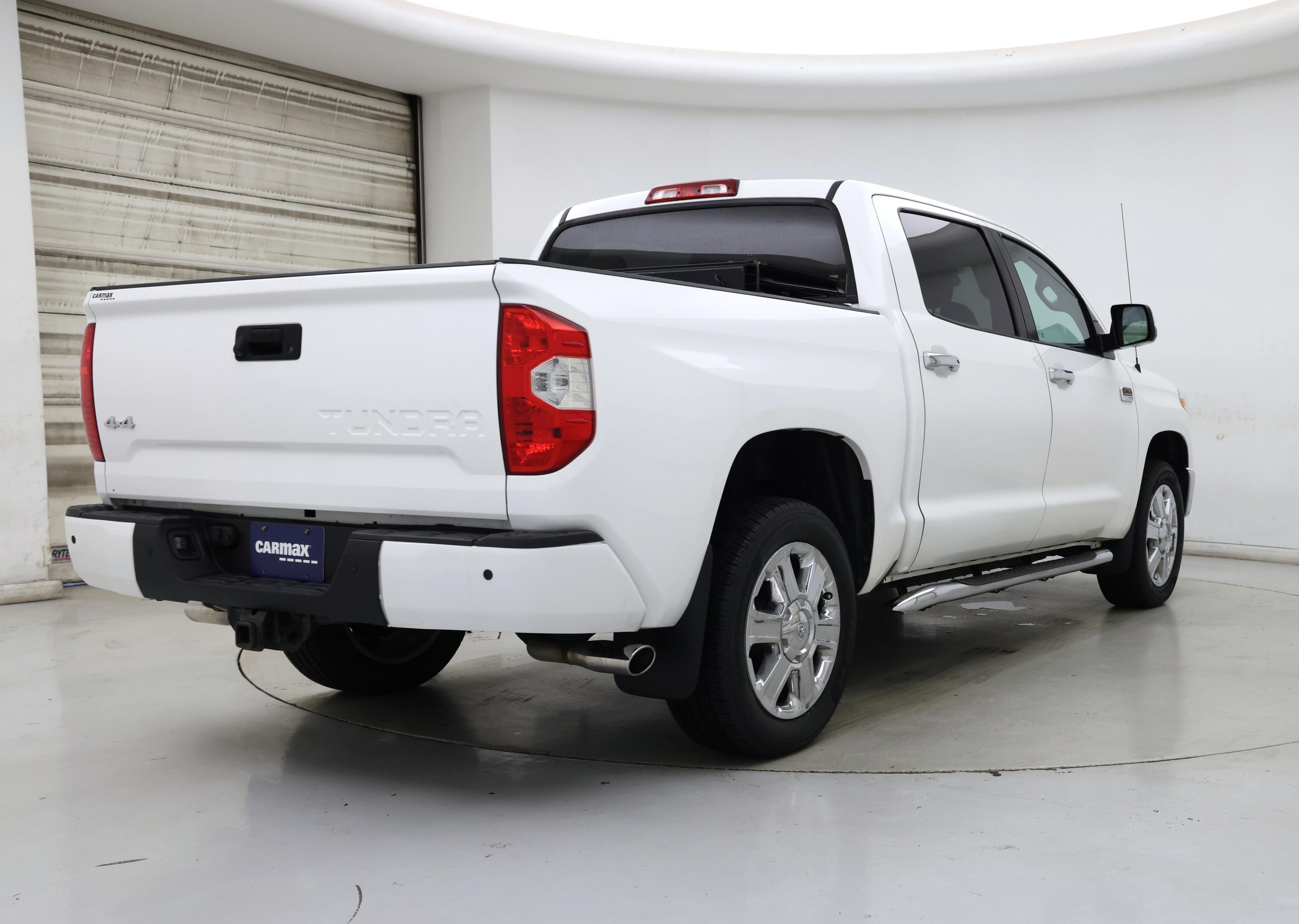 Thumbnail: 2019 Toyota Tundra - 8