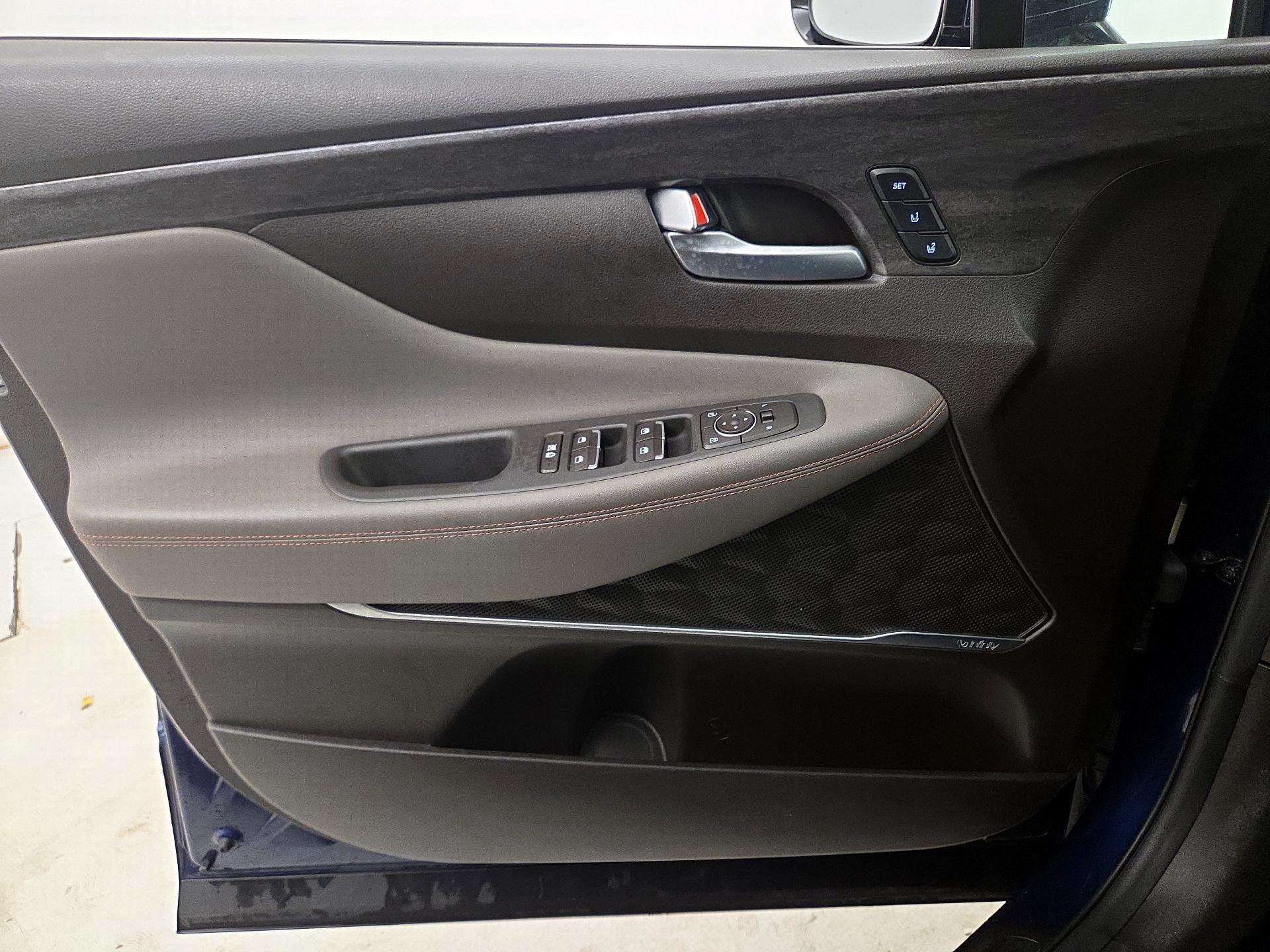 Thumbnail: 2020 Hyundai Santa Fe - 12