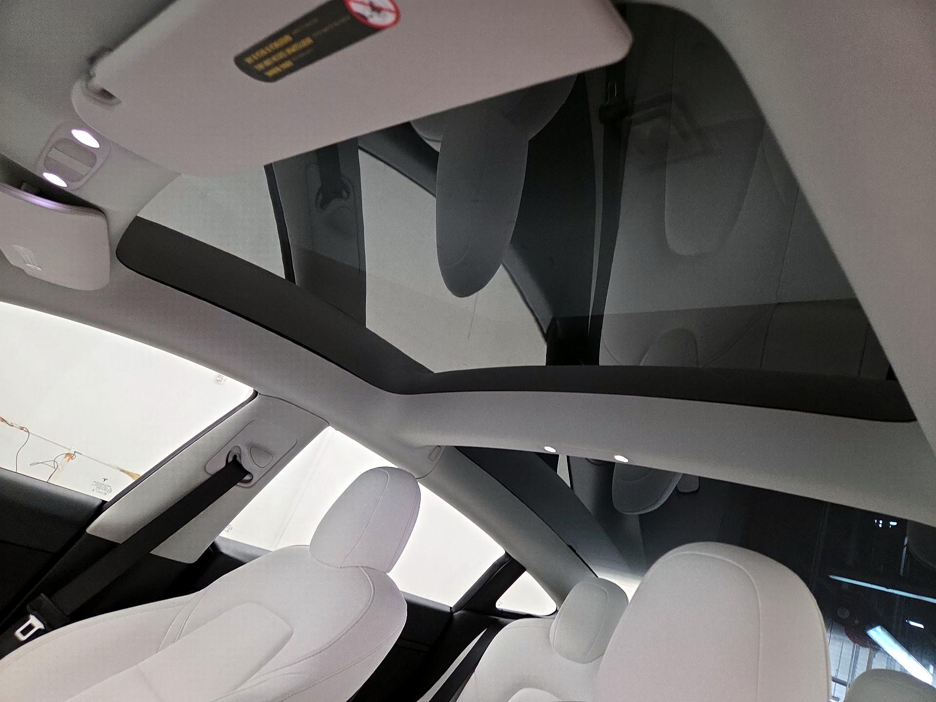 Thumbnail: 2022 Tesla Model 3 - 18