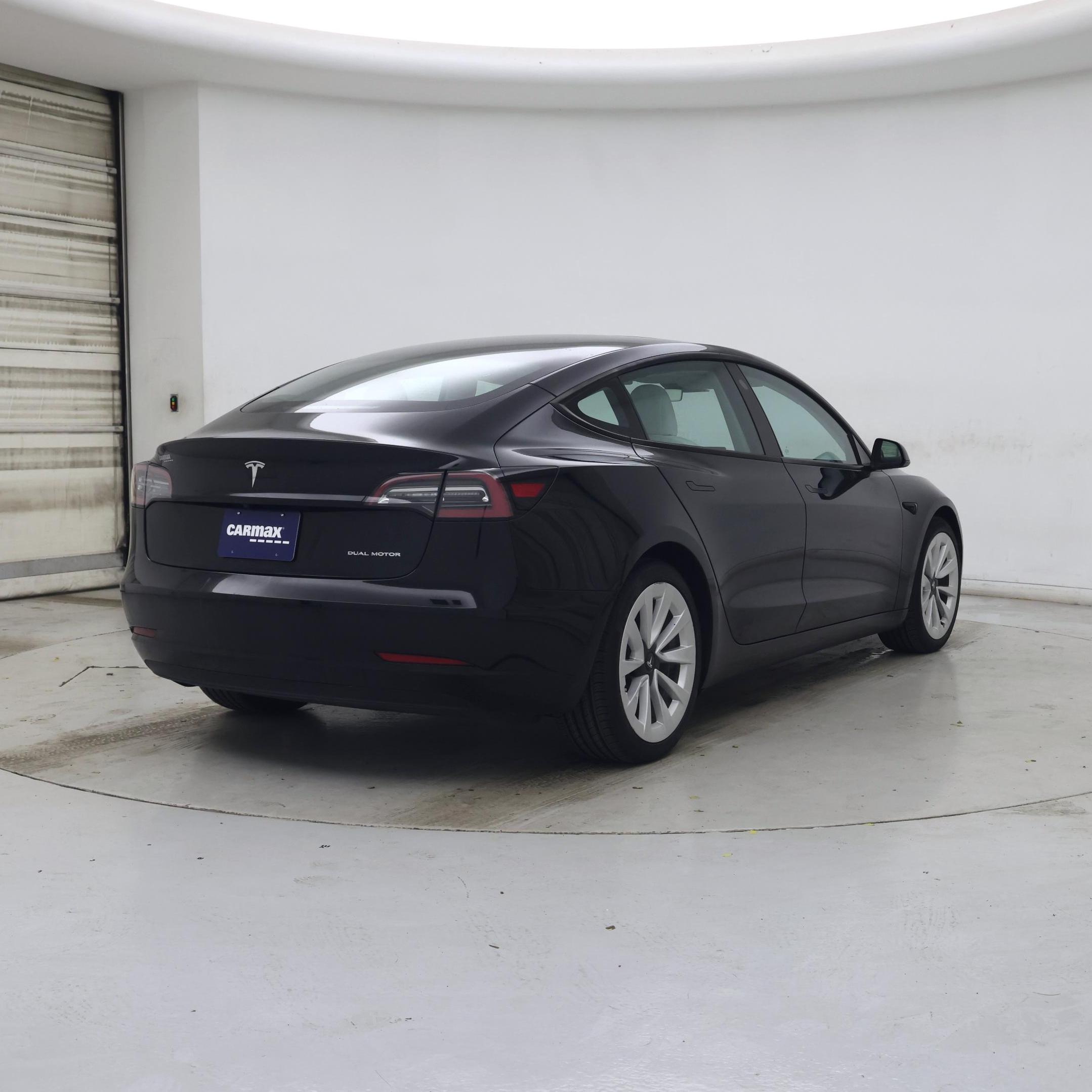 Thumbnail: 2022 Tesla Model 3 - 8