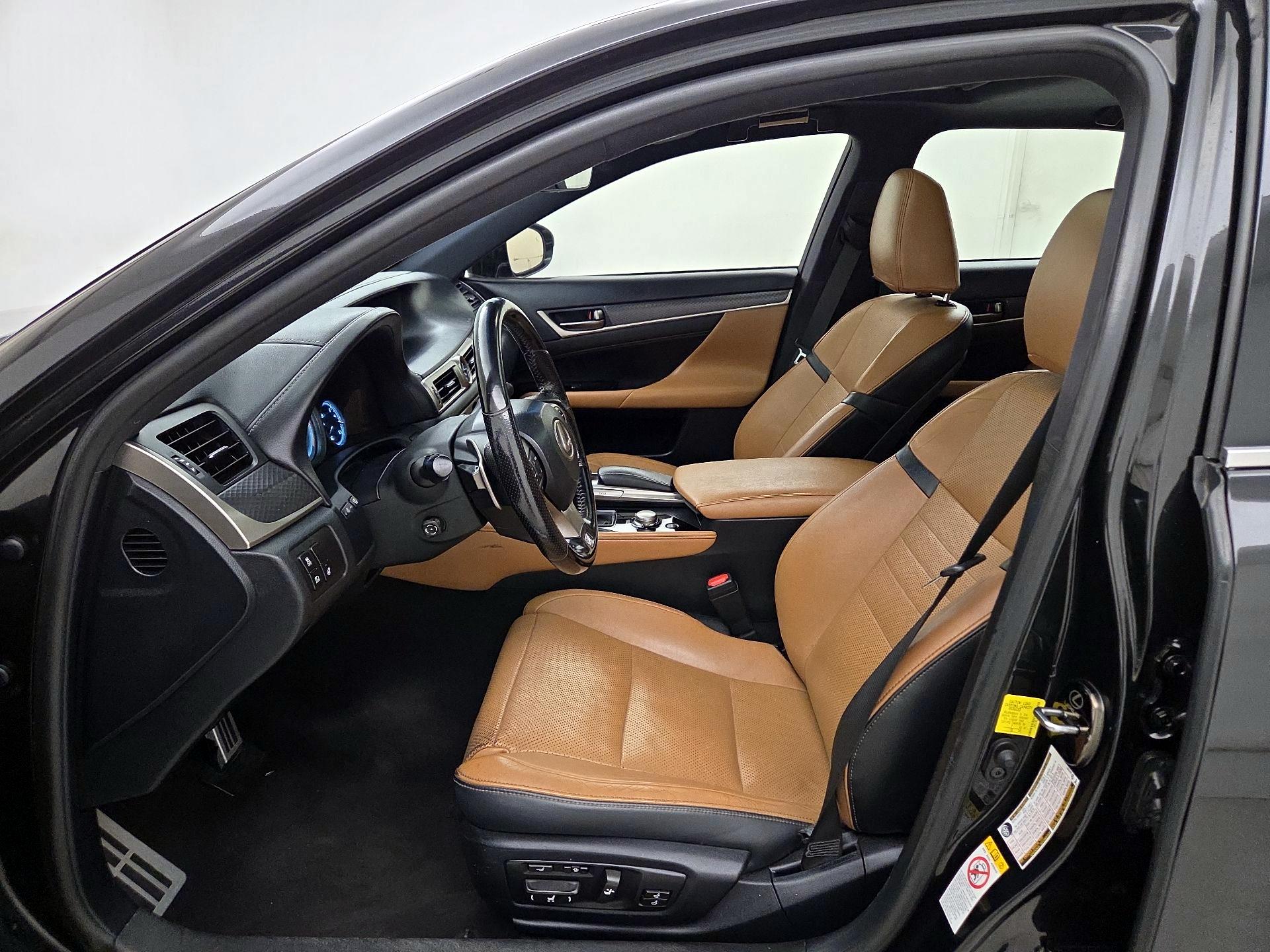 Thumbnail: 2018 Lexus GS - 11