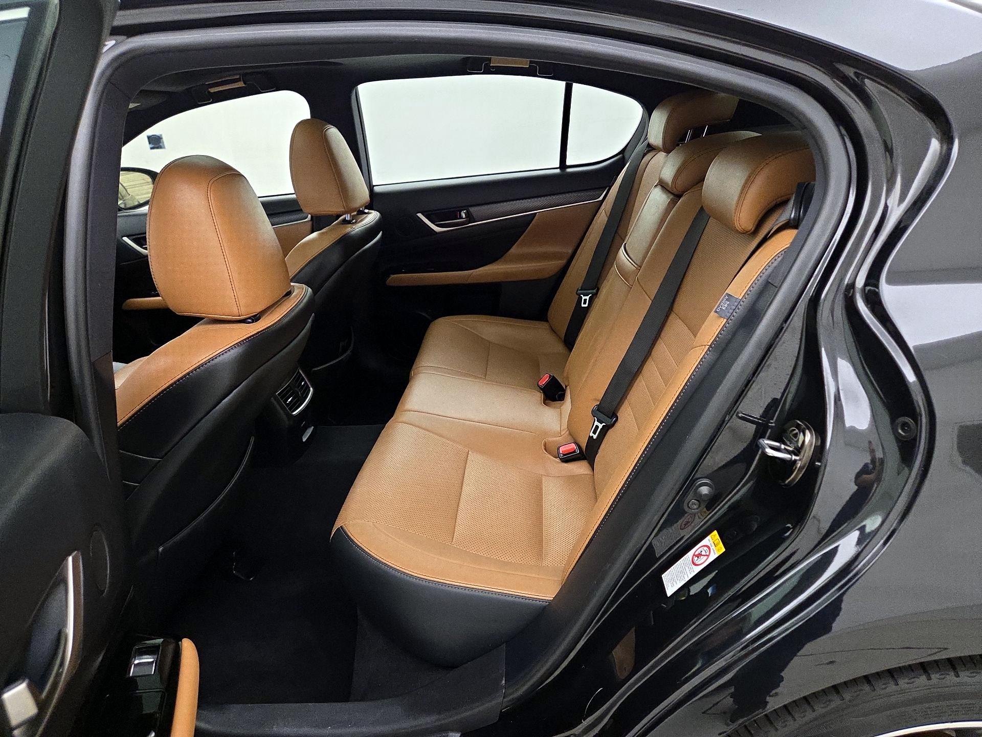 Thumbnail: 2018 Lexus GS - 20