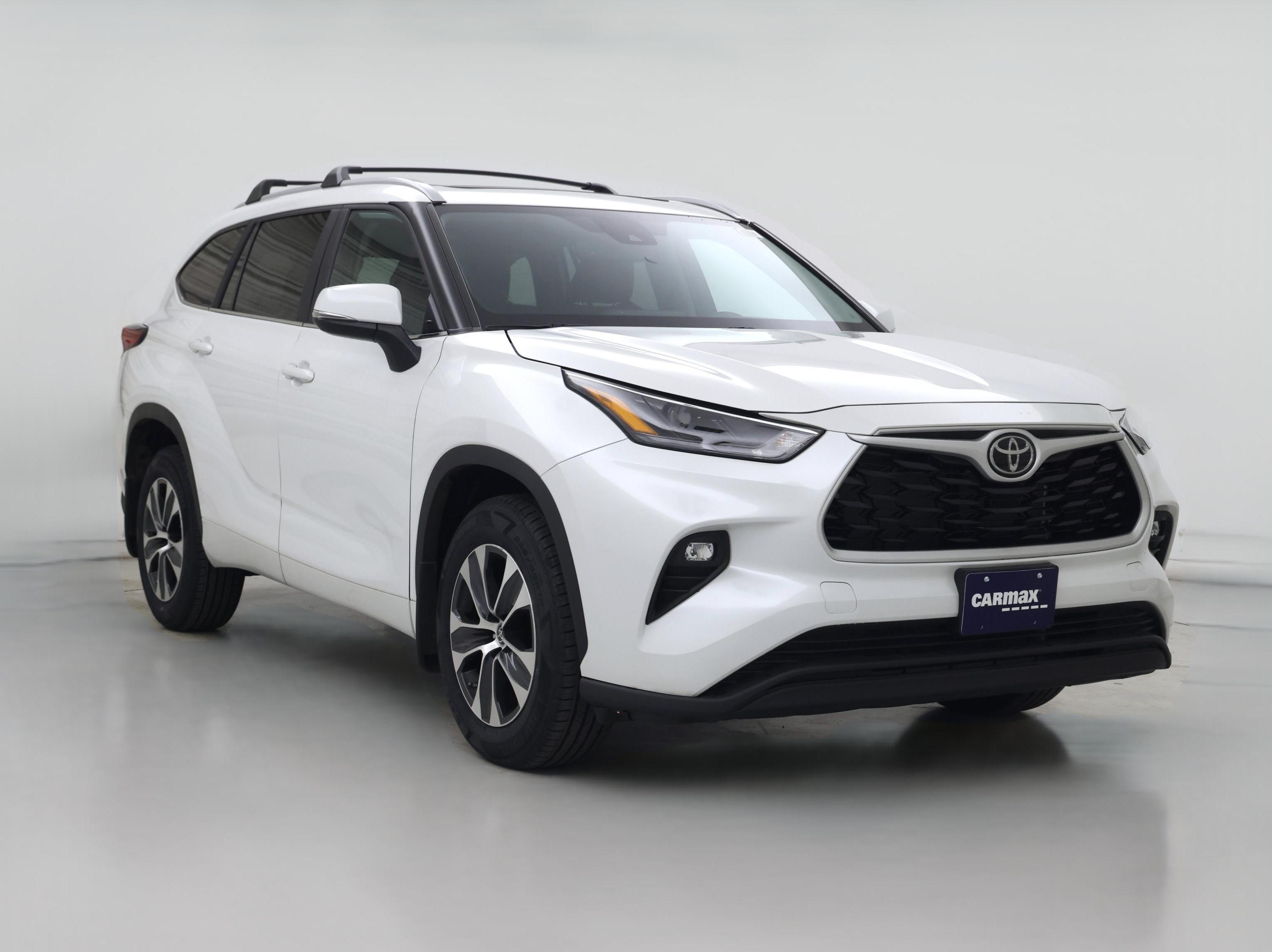 Thumbnail: 2023 Toyota Highlander - 1