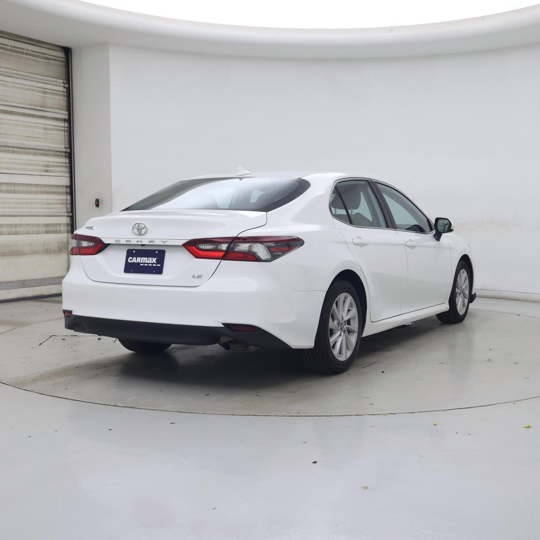 Thumbnail: 2022 Toyota Camry - 8