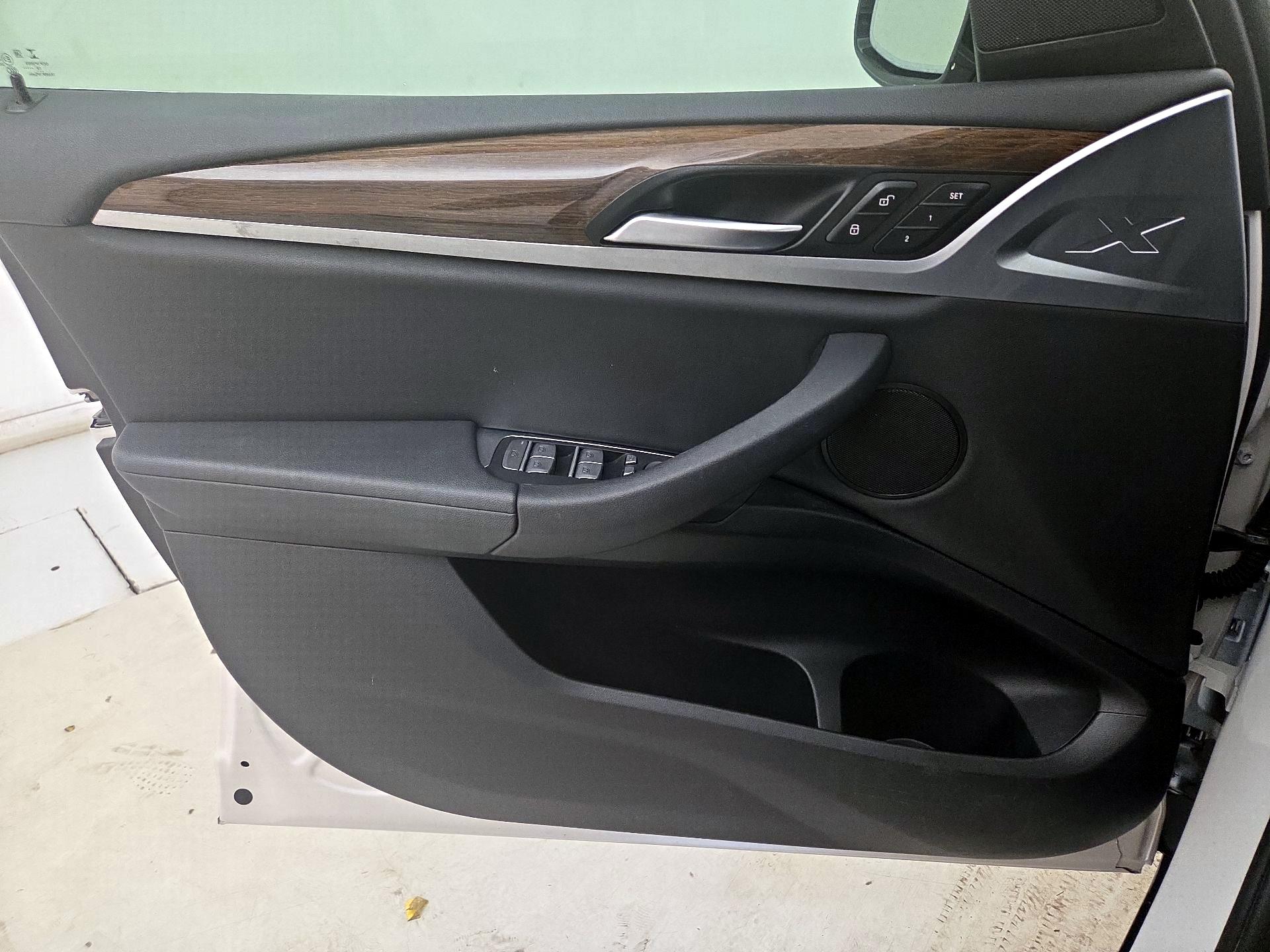 Thumbnail: 2020 BMW X3 - 12