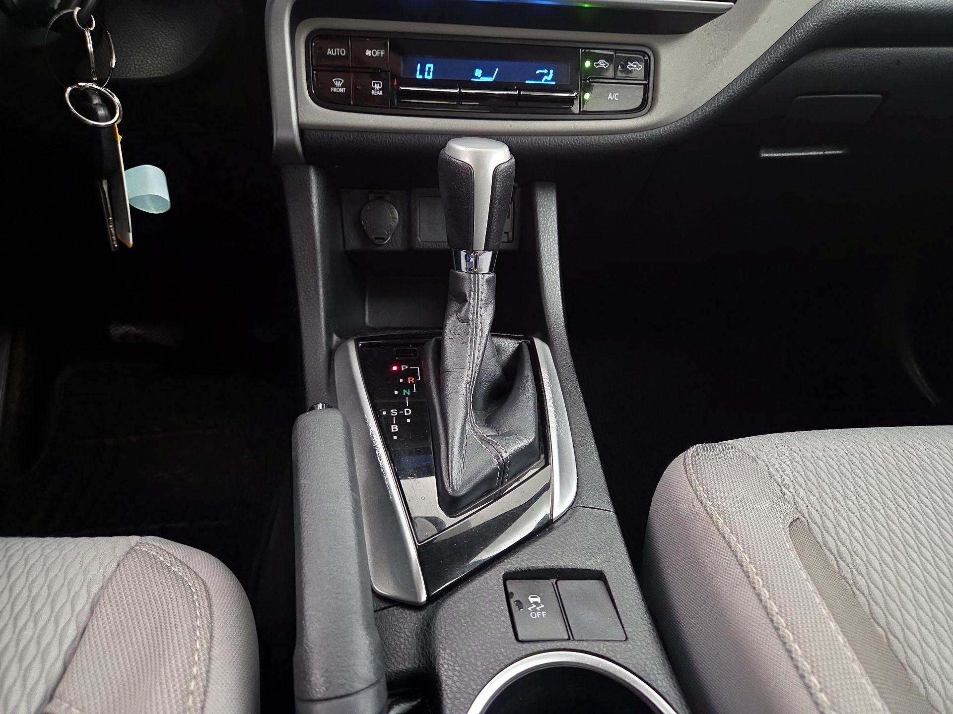 Thumbnail: 2019 Toyota Corolla - 17