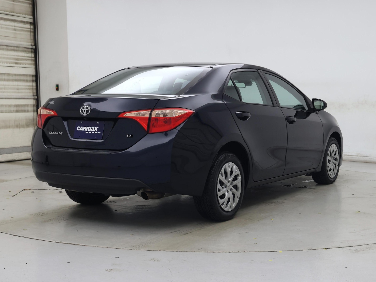 2019 Toyota Corolla LE - Photo 9