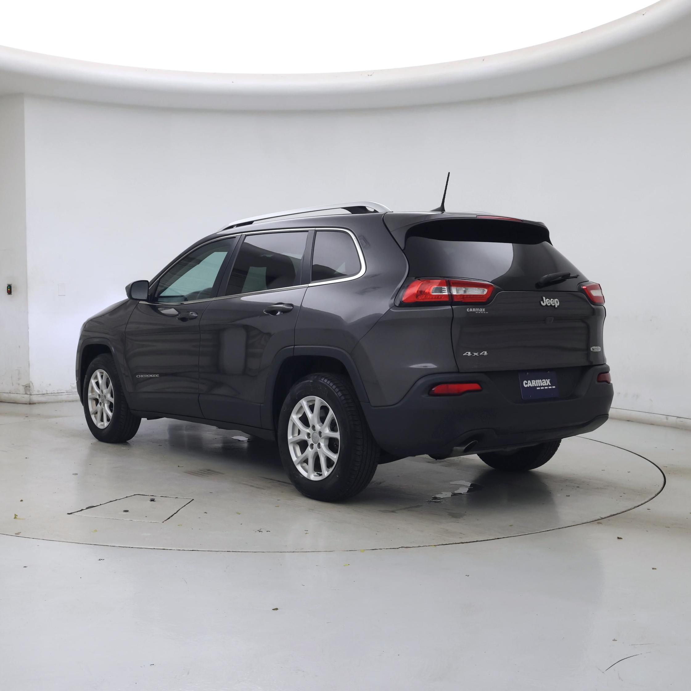 Thumbnail: 2016 Jeep Cherokee - 2