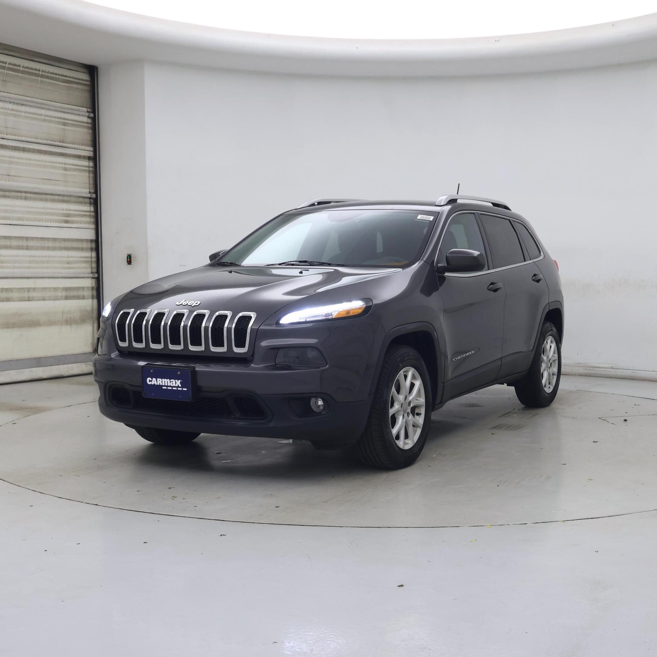 Thumbnail: 2016 Jeep Cherokee - 4