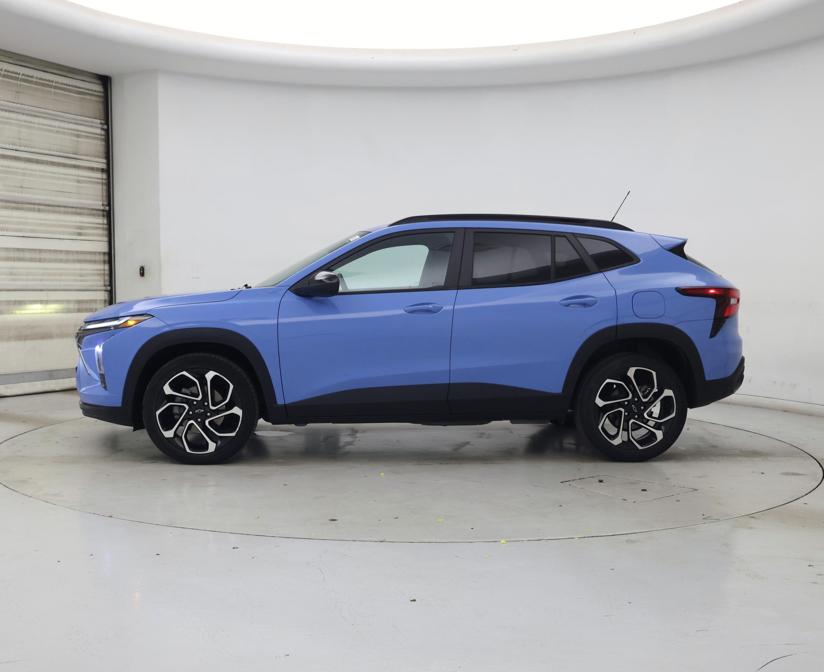 Thumbnail: 2024 Chevrolet Trax - 3