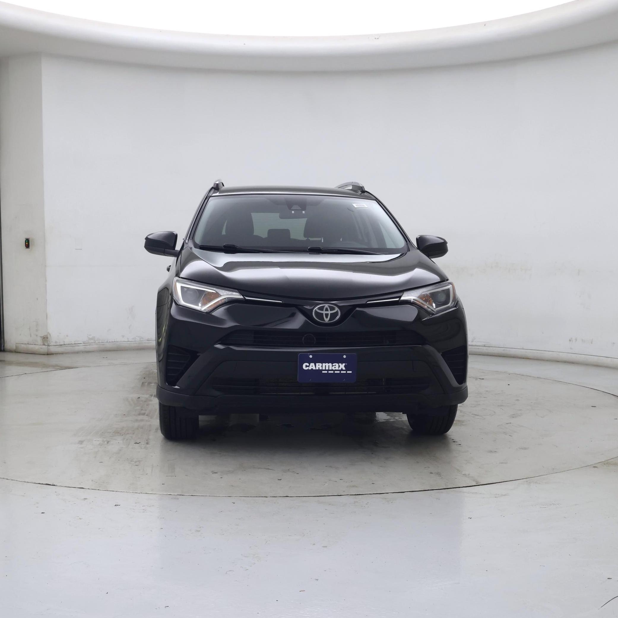 Thumbnail: 2017 Toyota RAV4 - 5