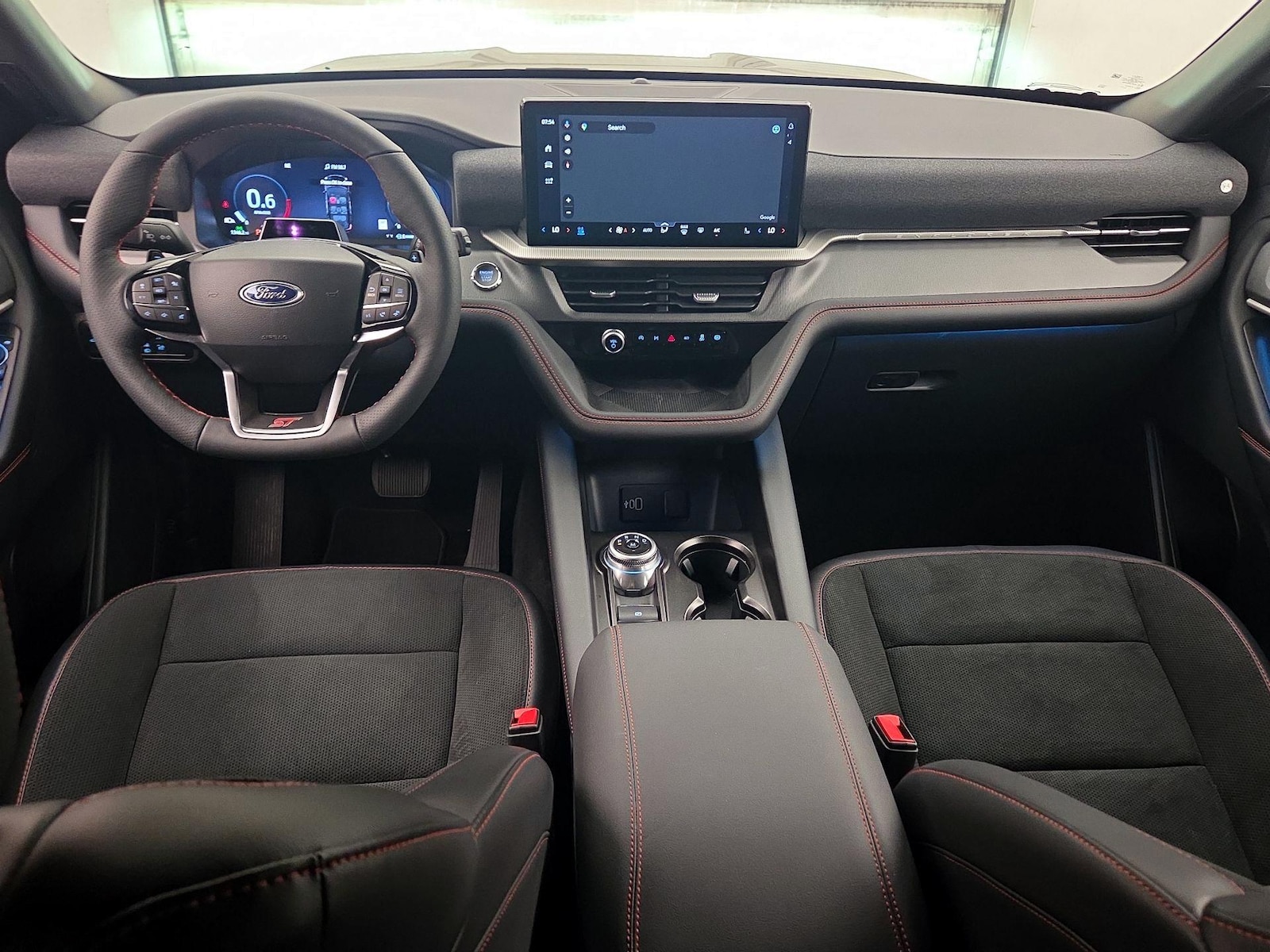 2026 Ford Explorer ST - Photo 10