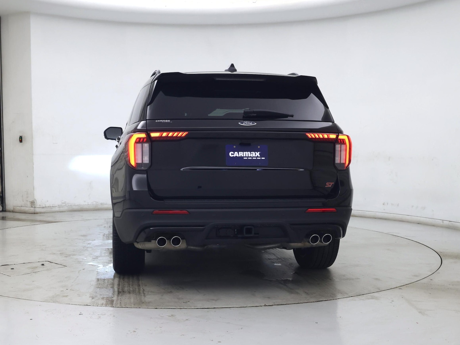 2026 Ford Explorer ST - Photo 7